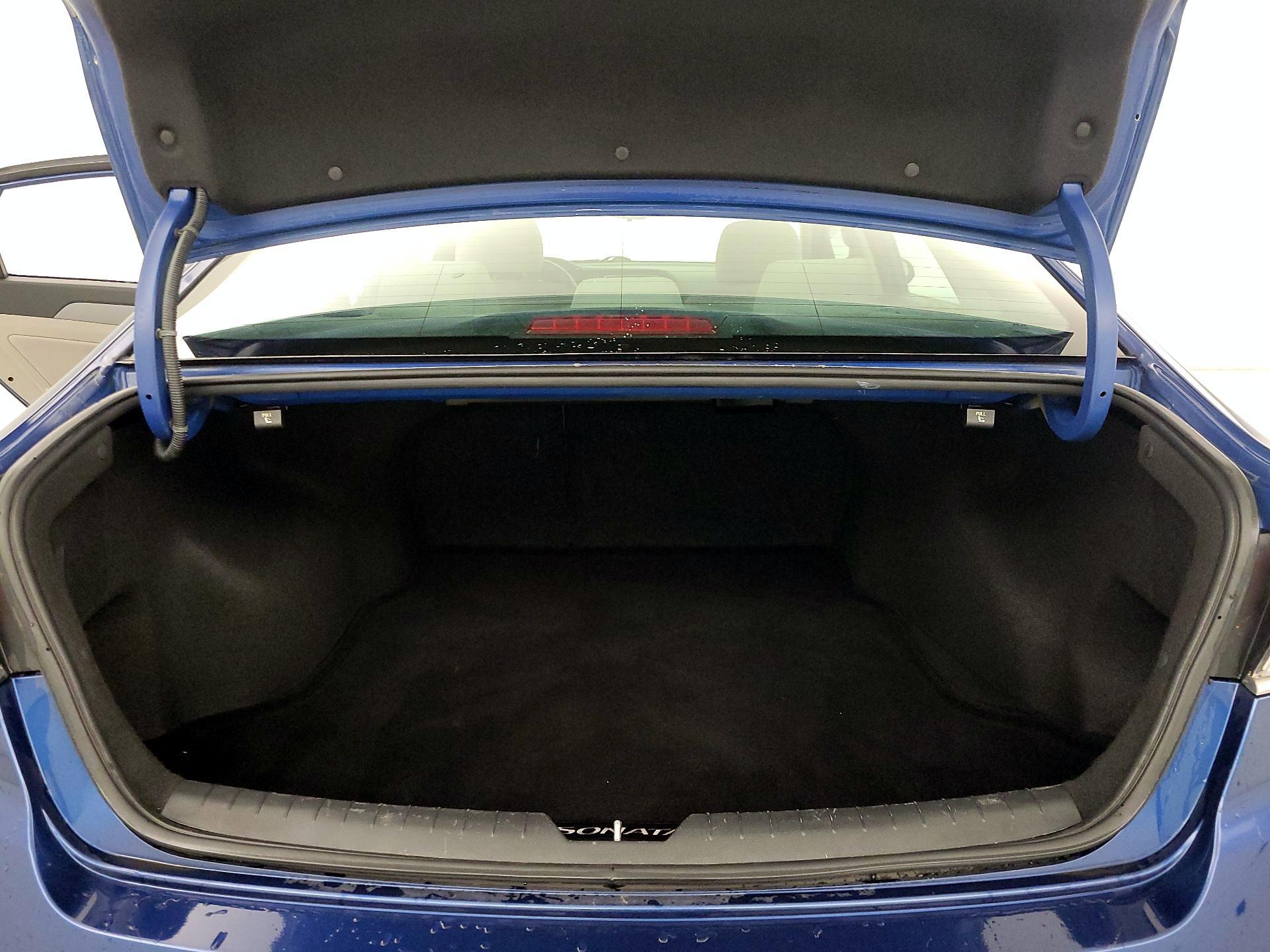 Thumbnail: 2018 Hyundai Sonata - 20