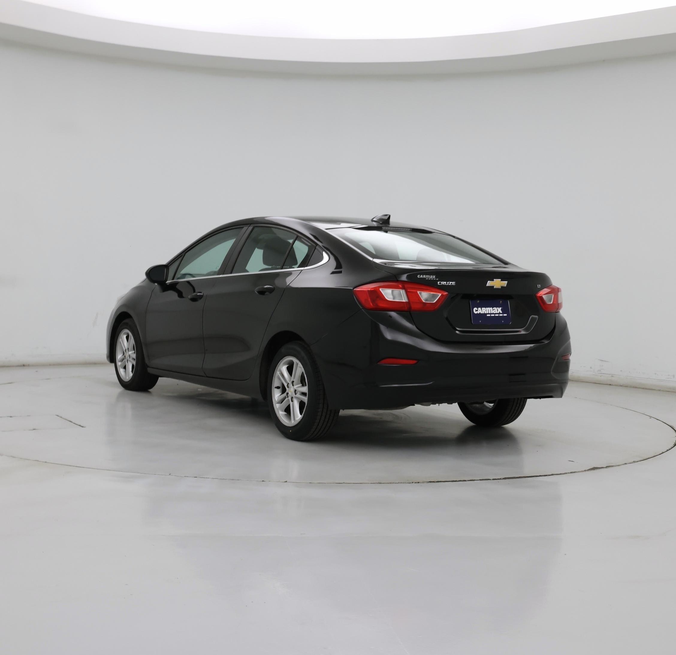 Thumbnail: 2017 Chevrolet Cruze - 2