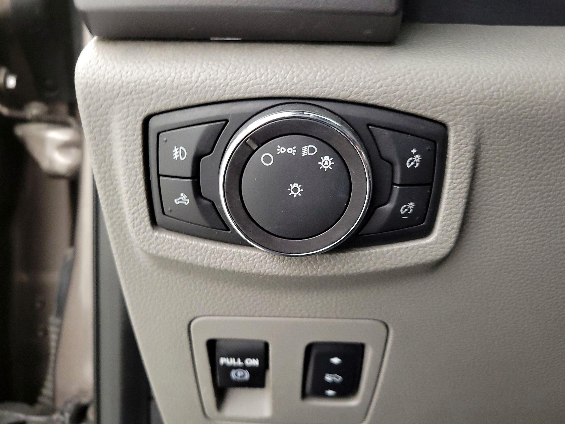 Thumbnail: 2018 Ford F-150 - 13