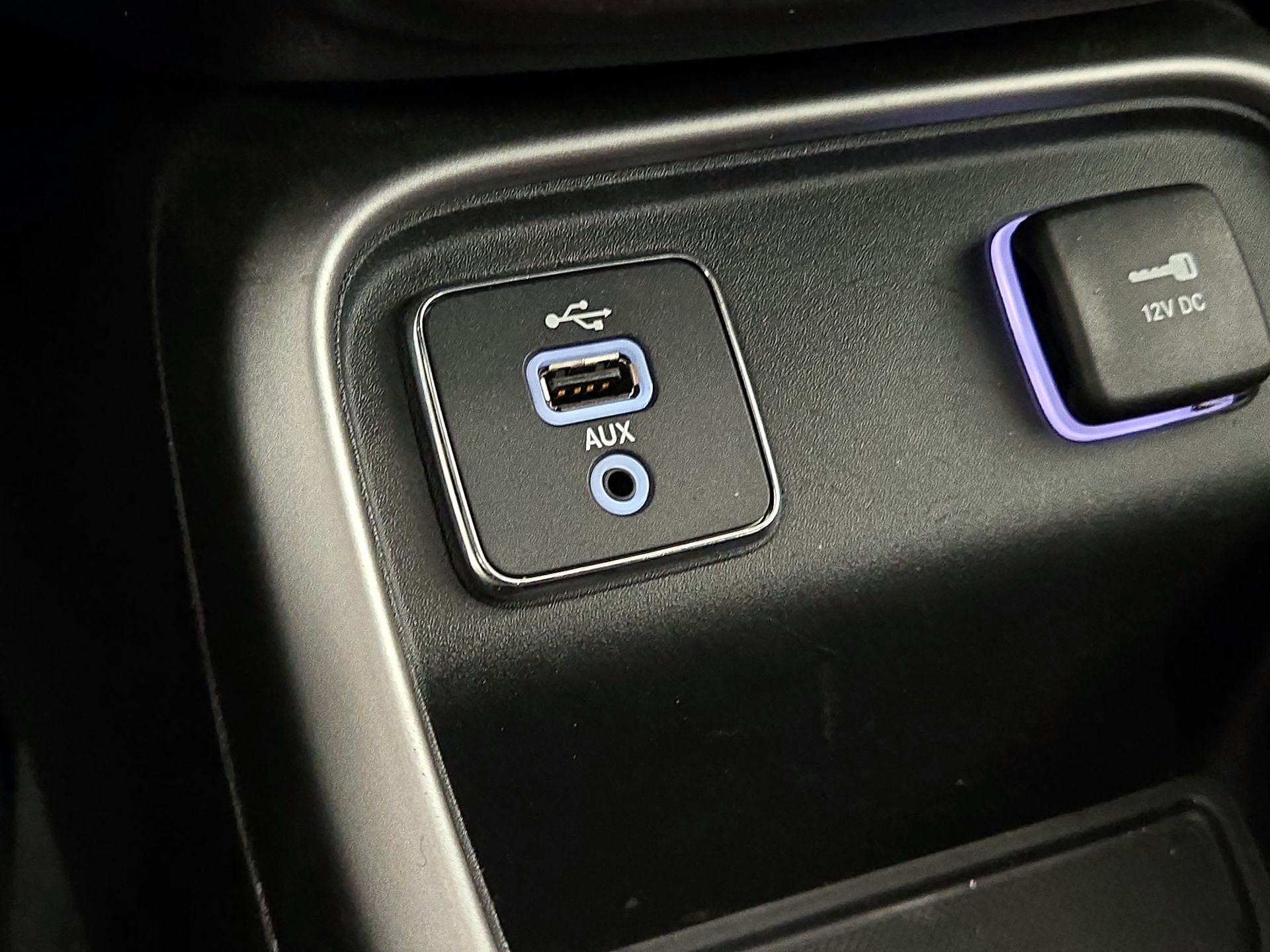 Thumbnail: 2018 Jeep Compass - 16