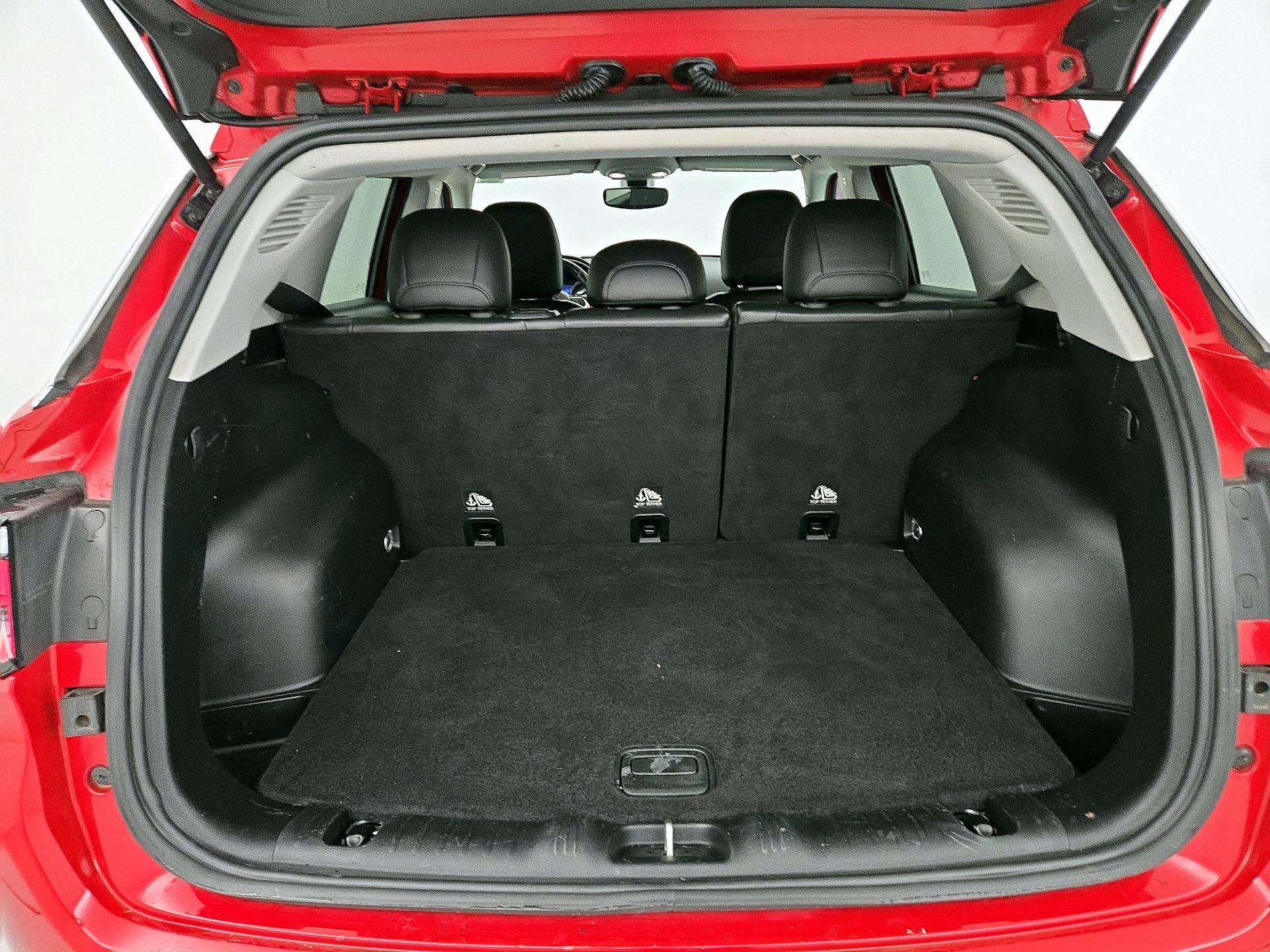 Thumbnail: 2018 Jeep Compass - 18