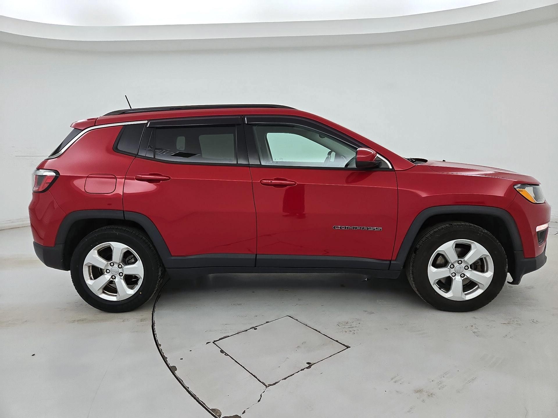 Thumbnail: 2018 Jeep Compass - 4