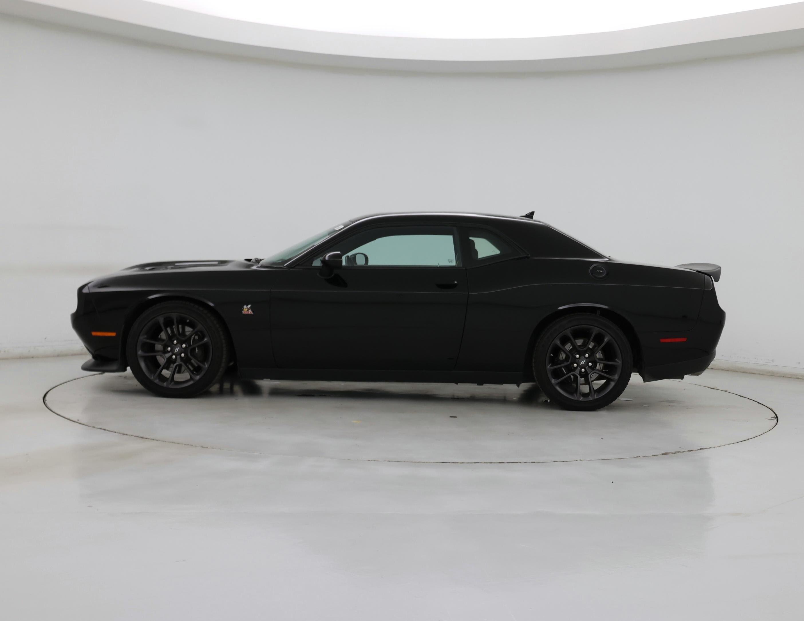Thumbnail: 2020 Dodge Challenger - 3