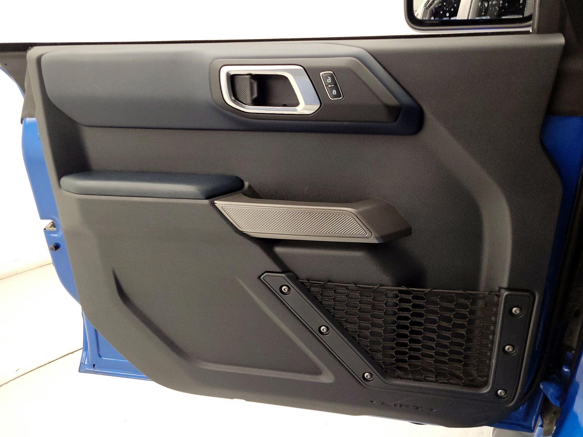 Thumbnail: 2022 Ford Bronco - 12