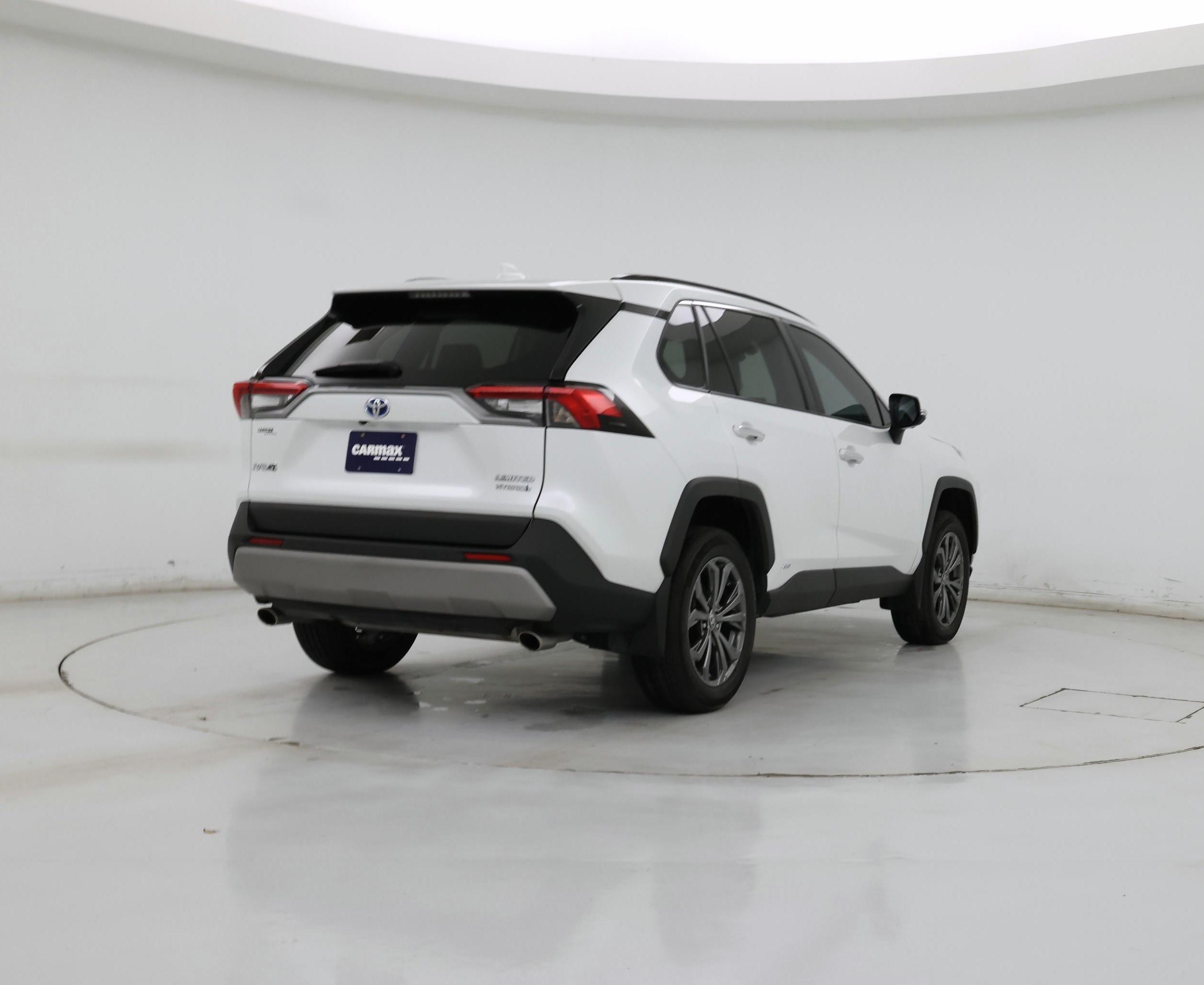 Thumbnail: 2023 Toyota RAV4 - 8