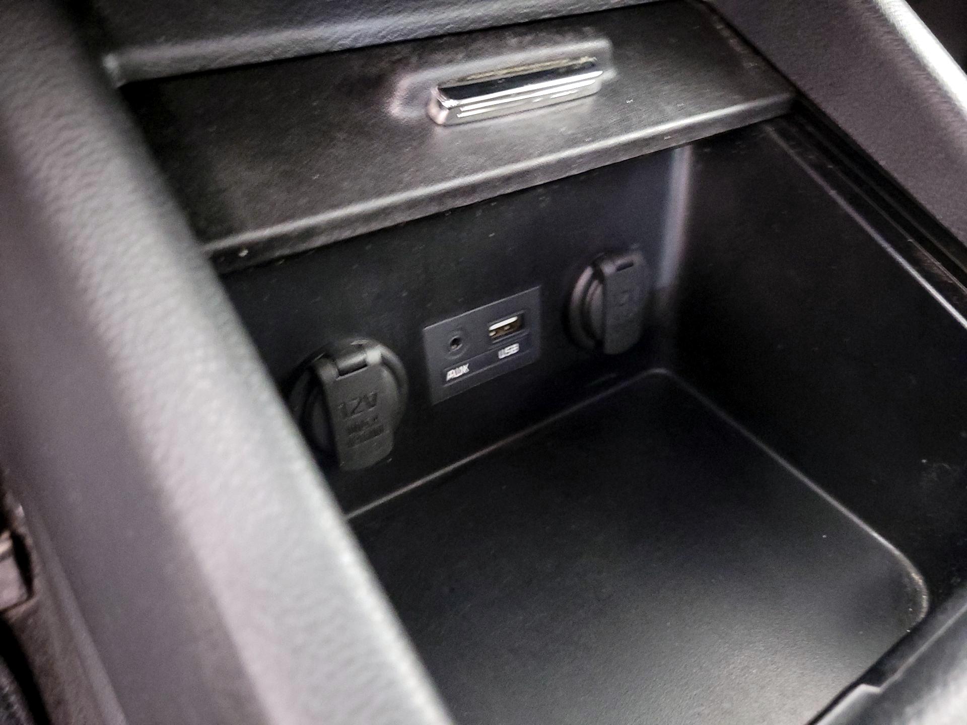 Thumbnail: 2016 Kia Forte - 17