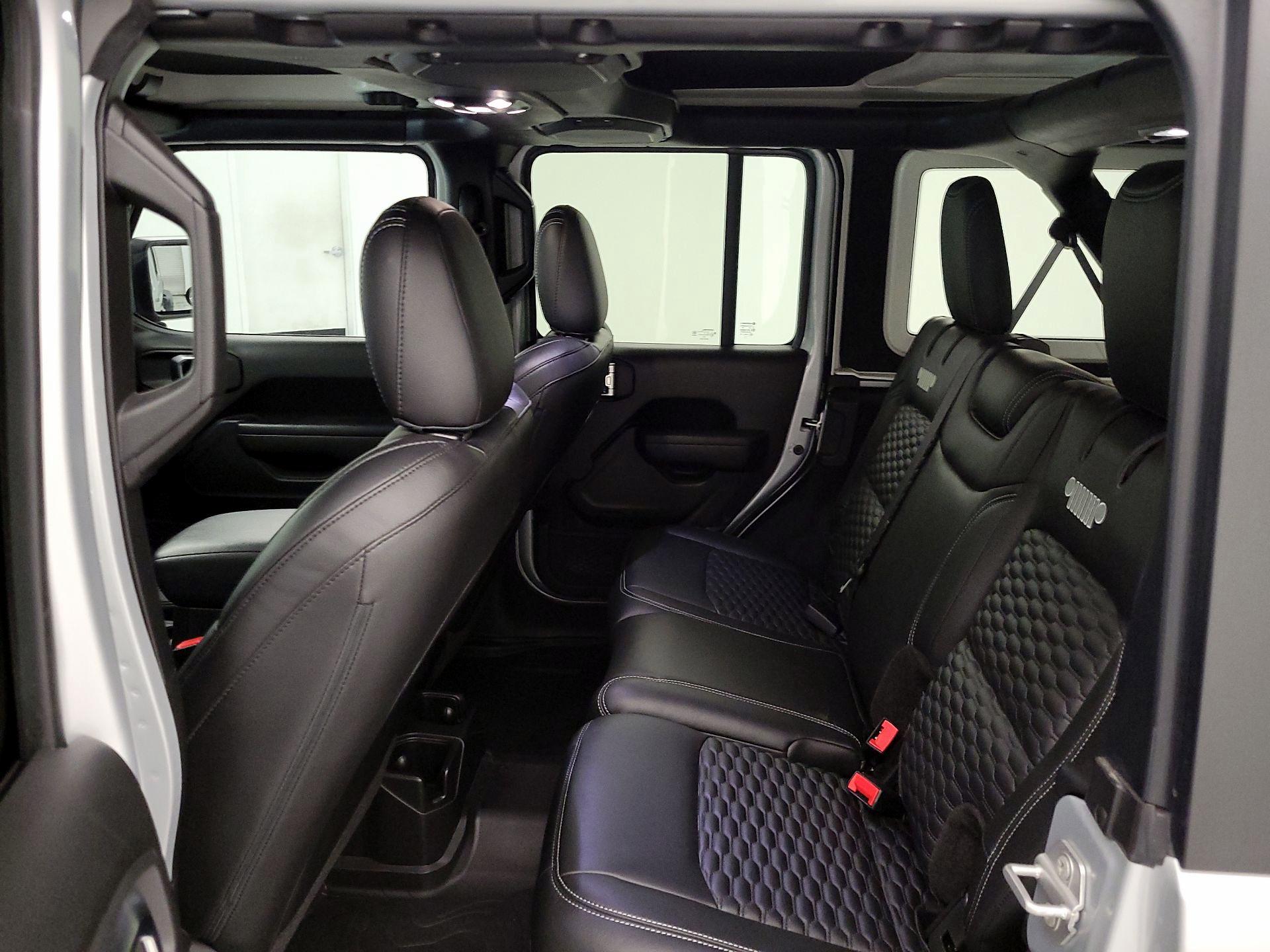 Thumbnail: 2023 Jeep Wrangler - 19