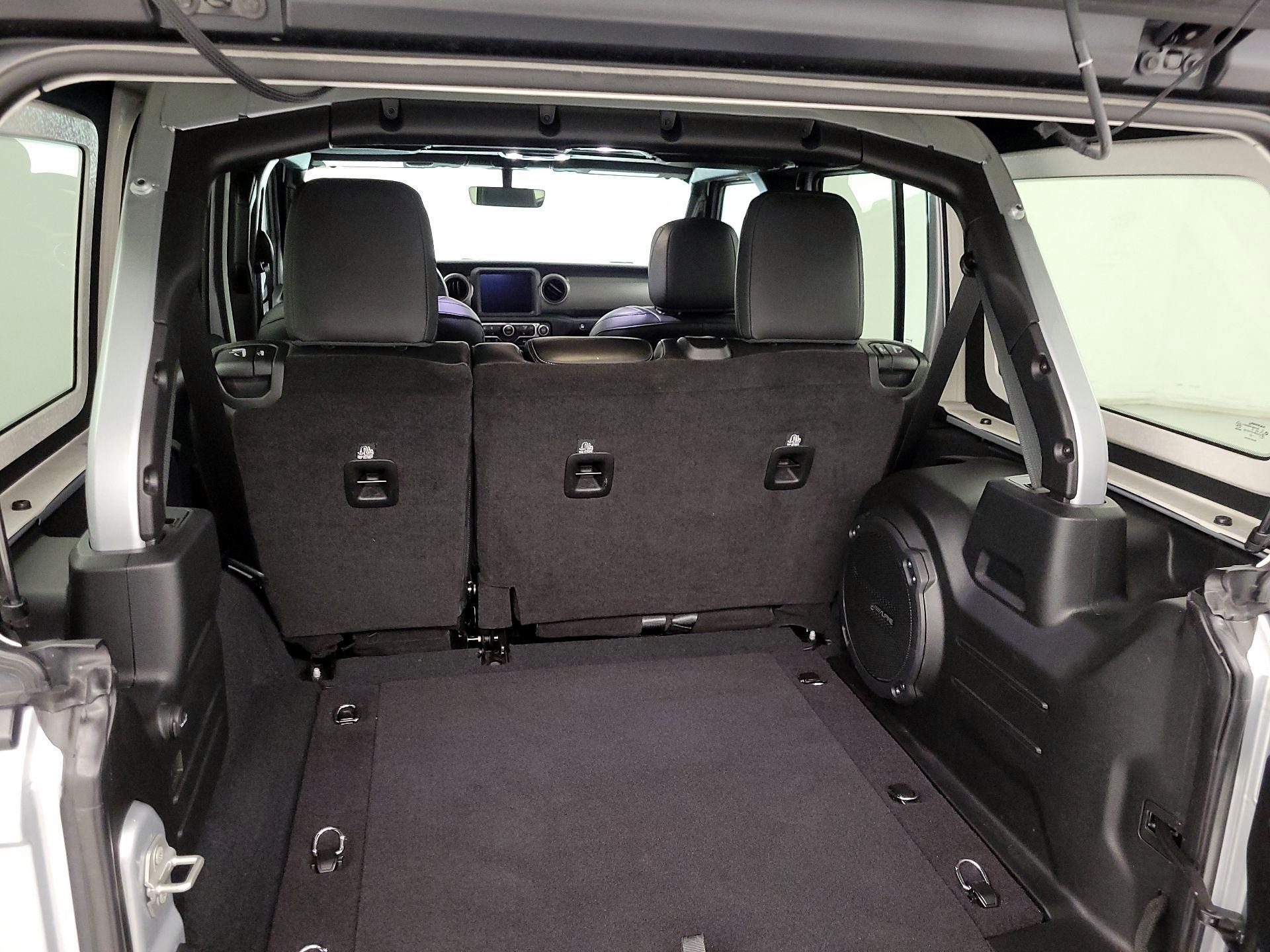 Thumbnail: 2023 Jeep Wrangler - 20