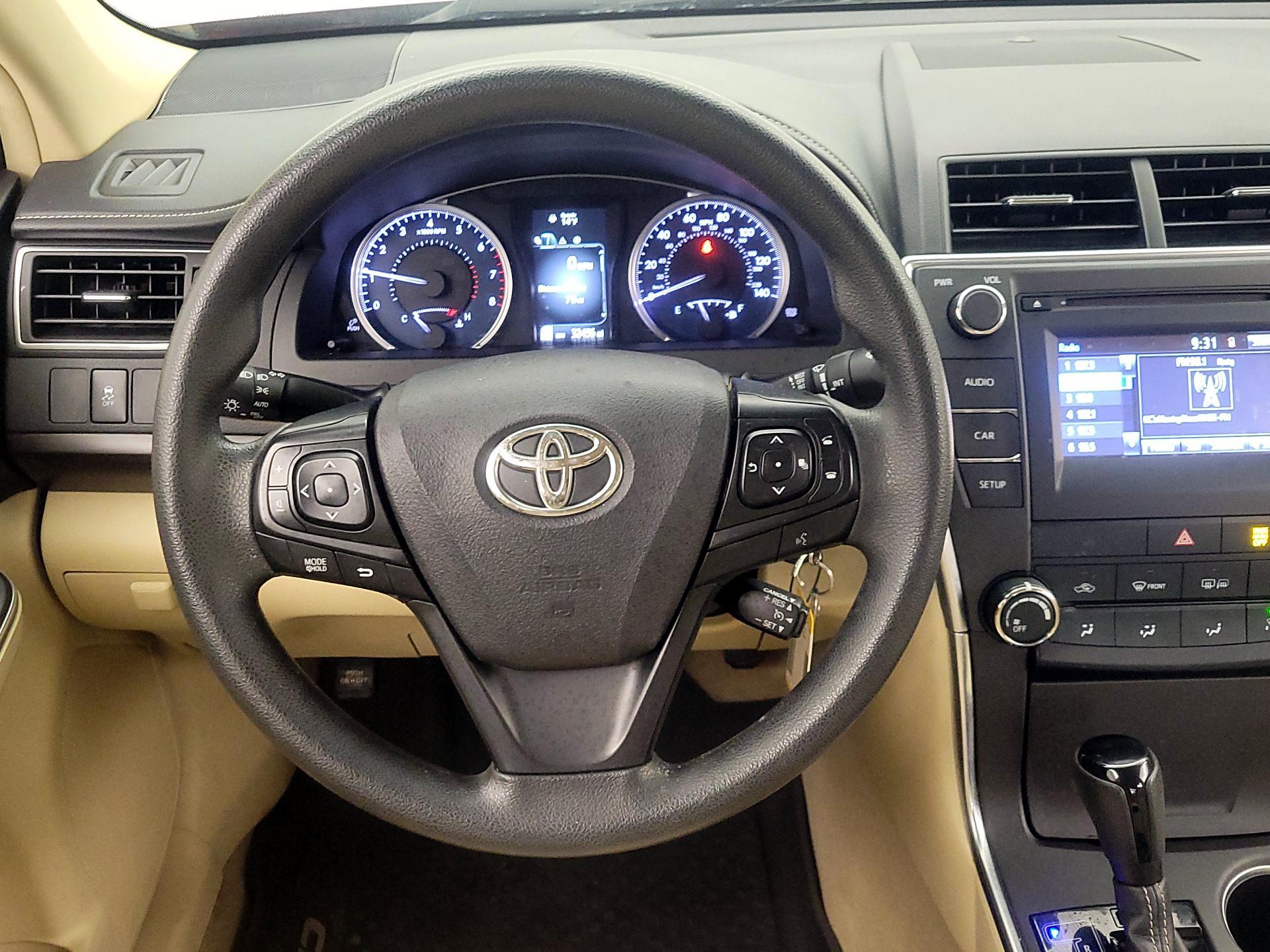 Thumbnail: 2017 Toyota Camry - 10