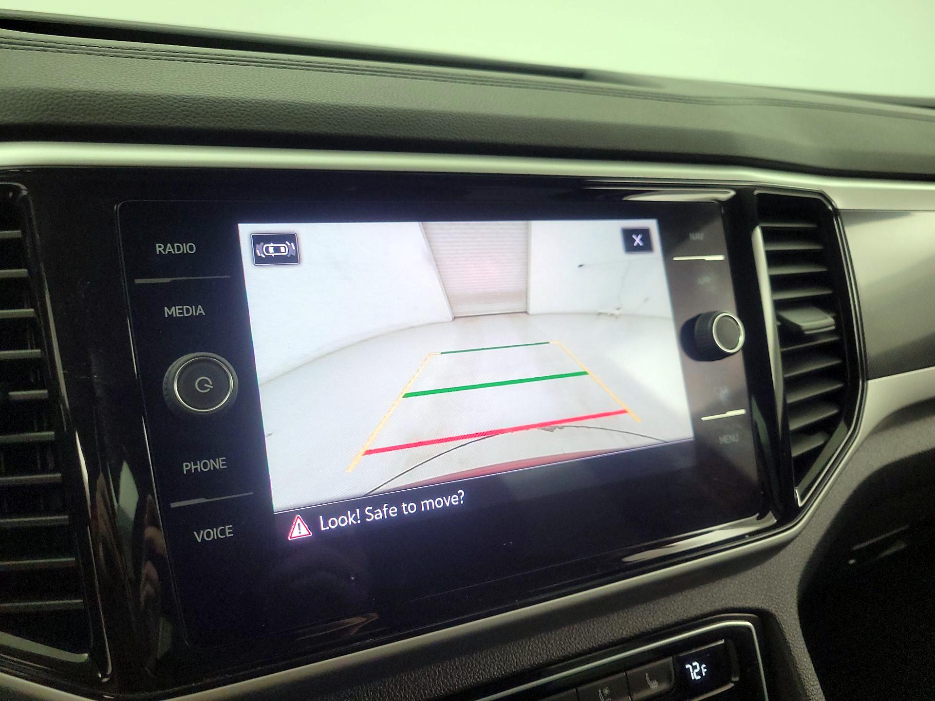 Thumbnail: 2023 Volkswagen Atlas - 14