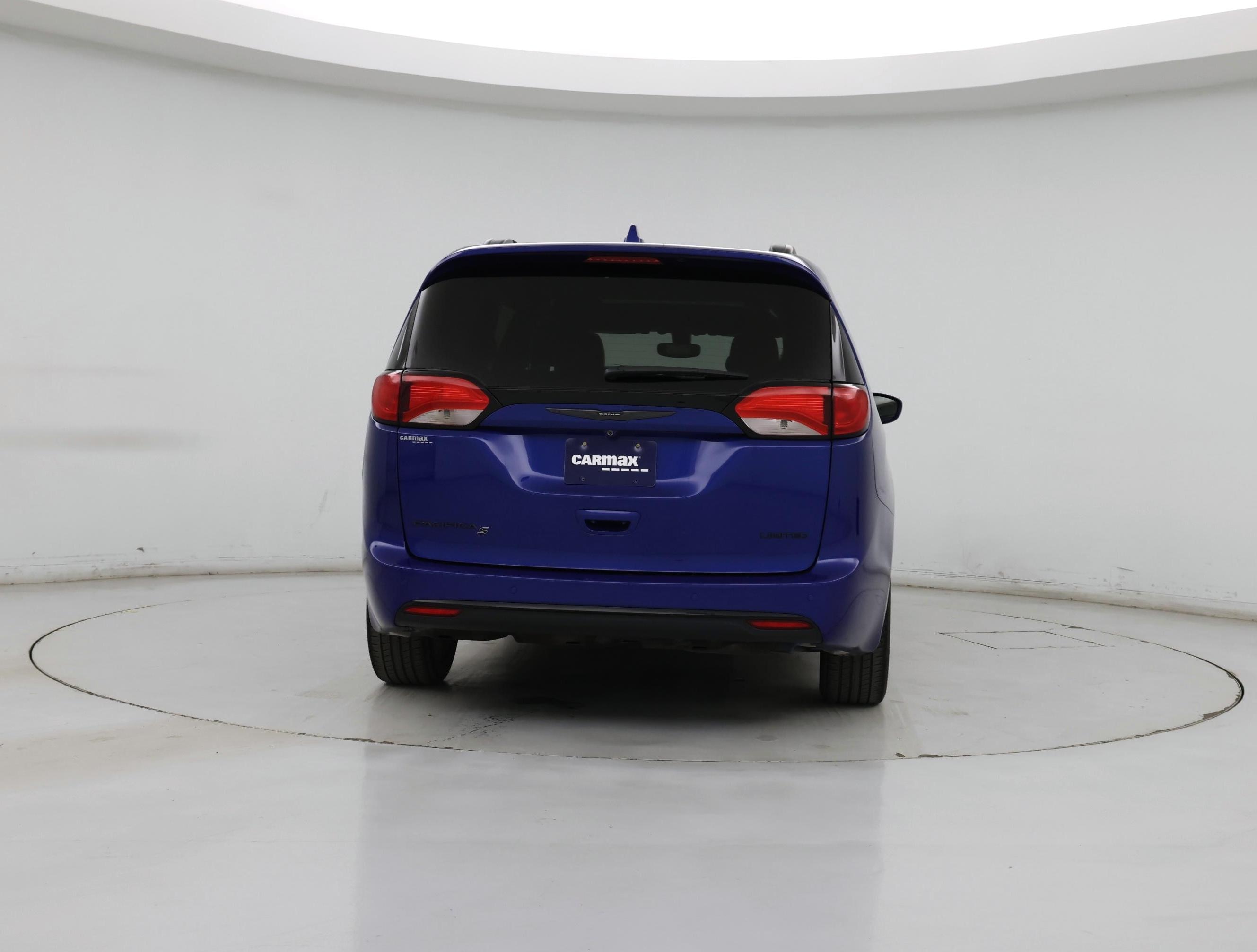 Thumbnail: 2019 Chrysler Pacifica - 6