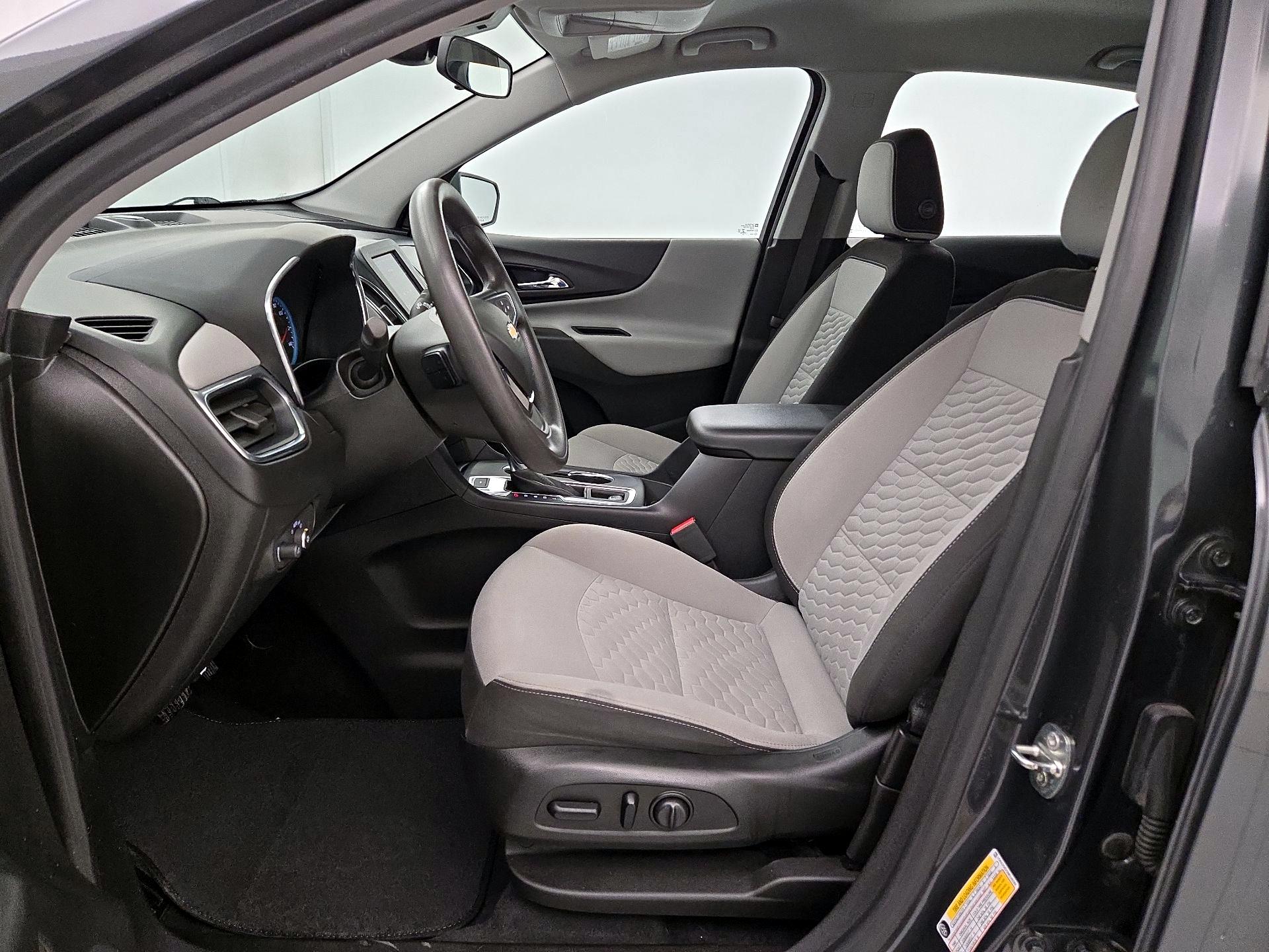 Thumbnail: 2021 Chevrolet Equinox - 9