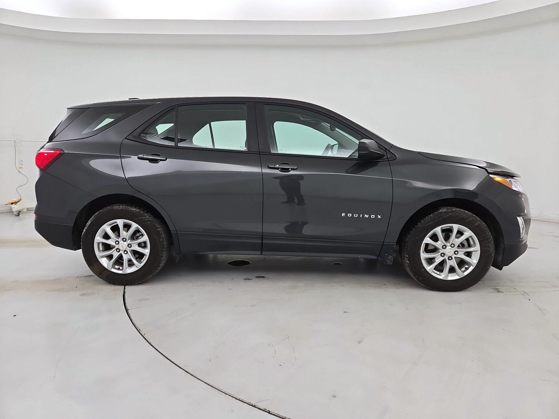 Thumbnail: 2021 Chevrolet Equinox - 4