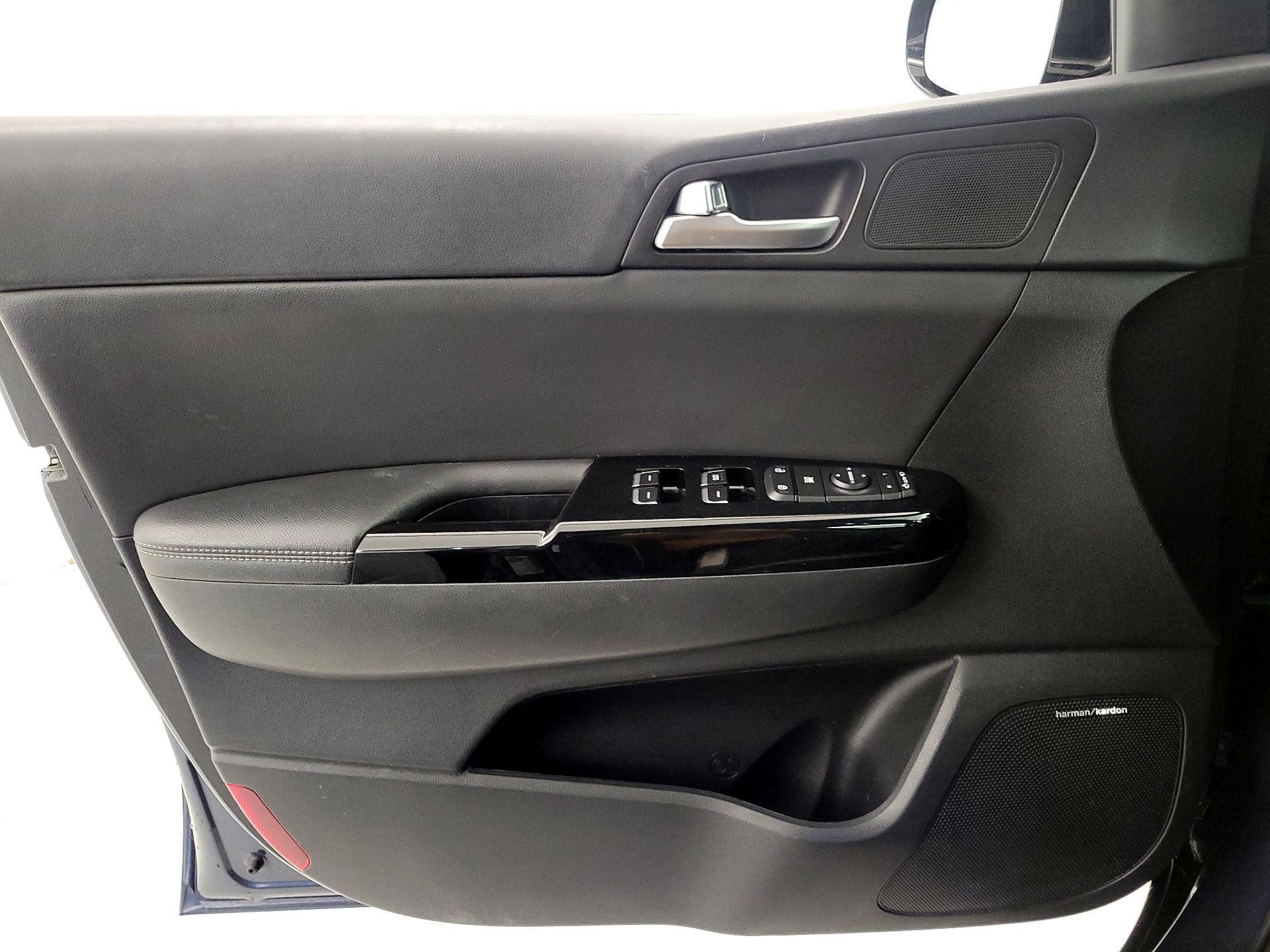 Thumbnail: 2022 Kia Sportage - 12