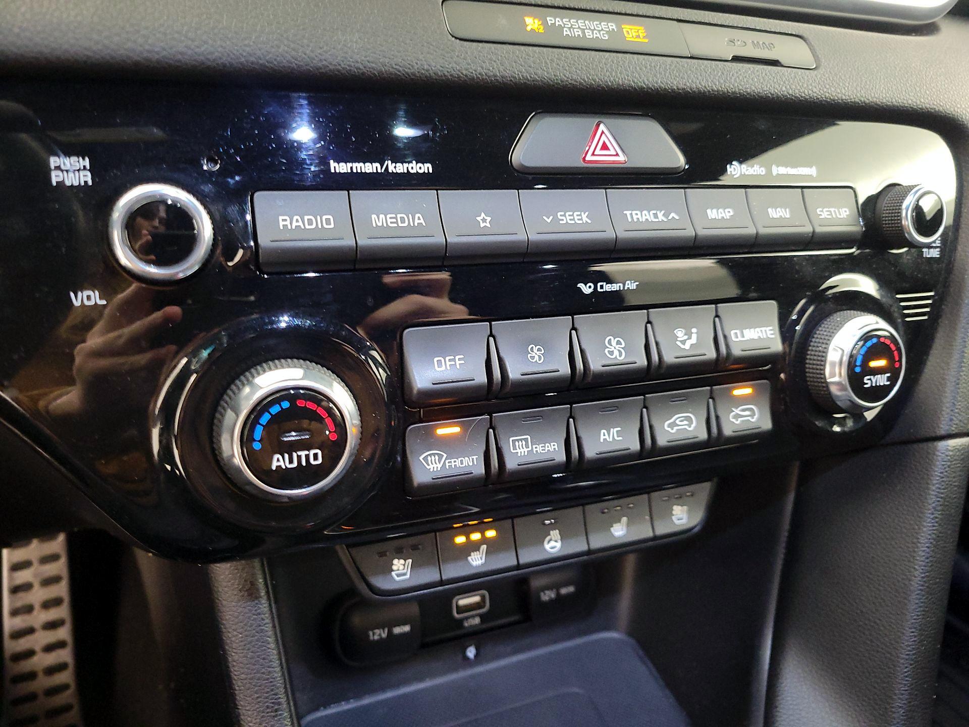 Thumbnail: 2022 Kia Sportage - 17