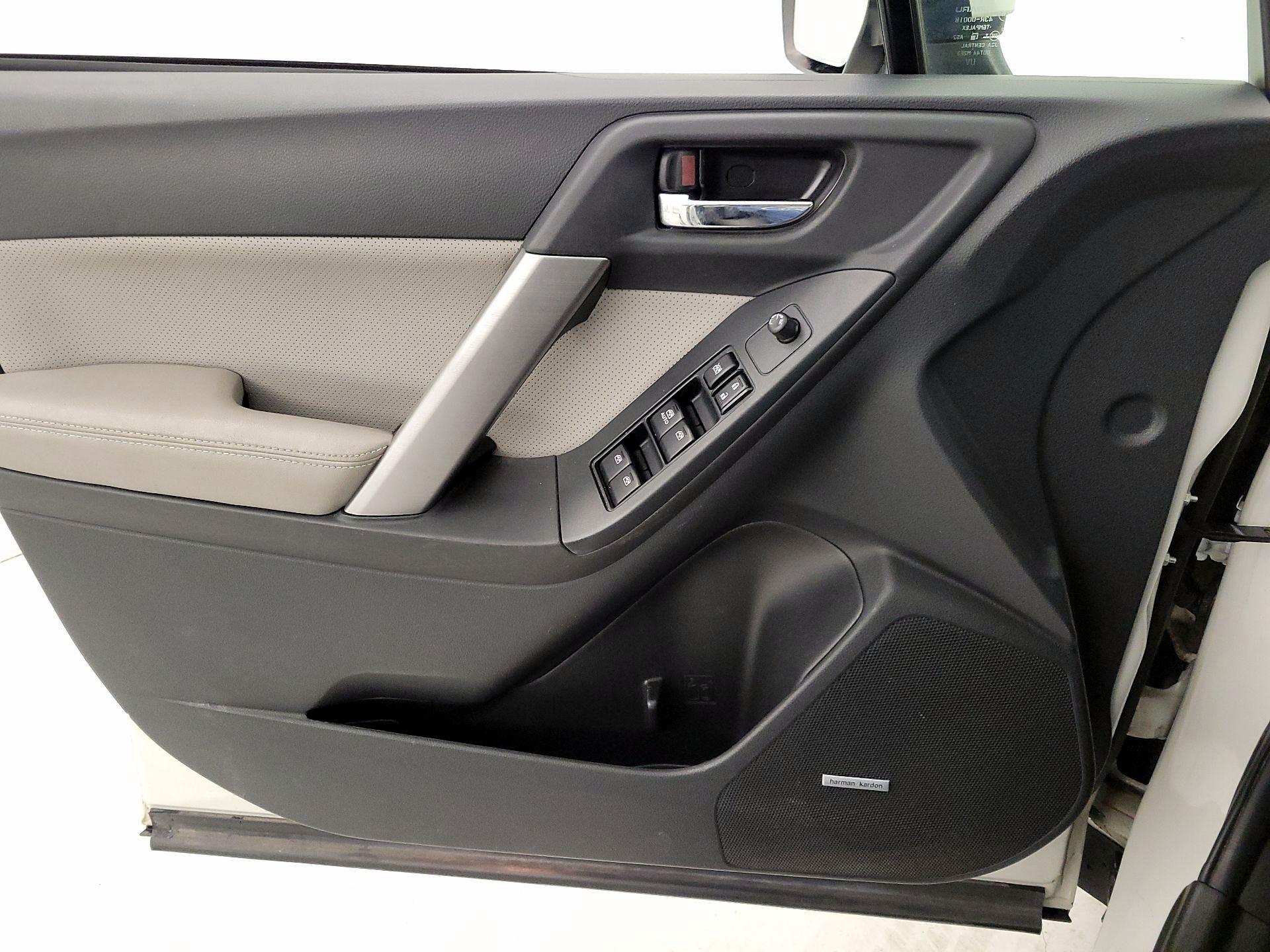 Thumbnail: 2015 Subaru Forester - 12