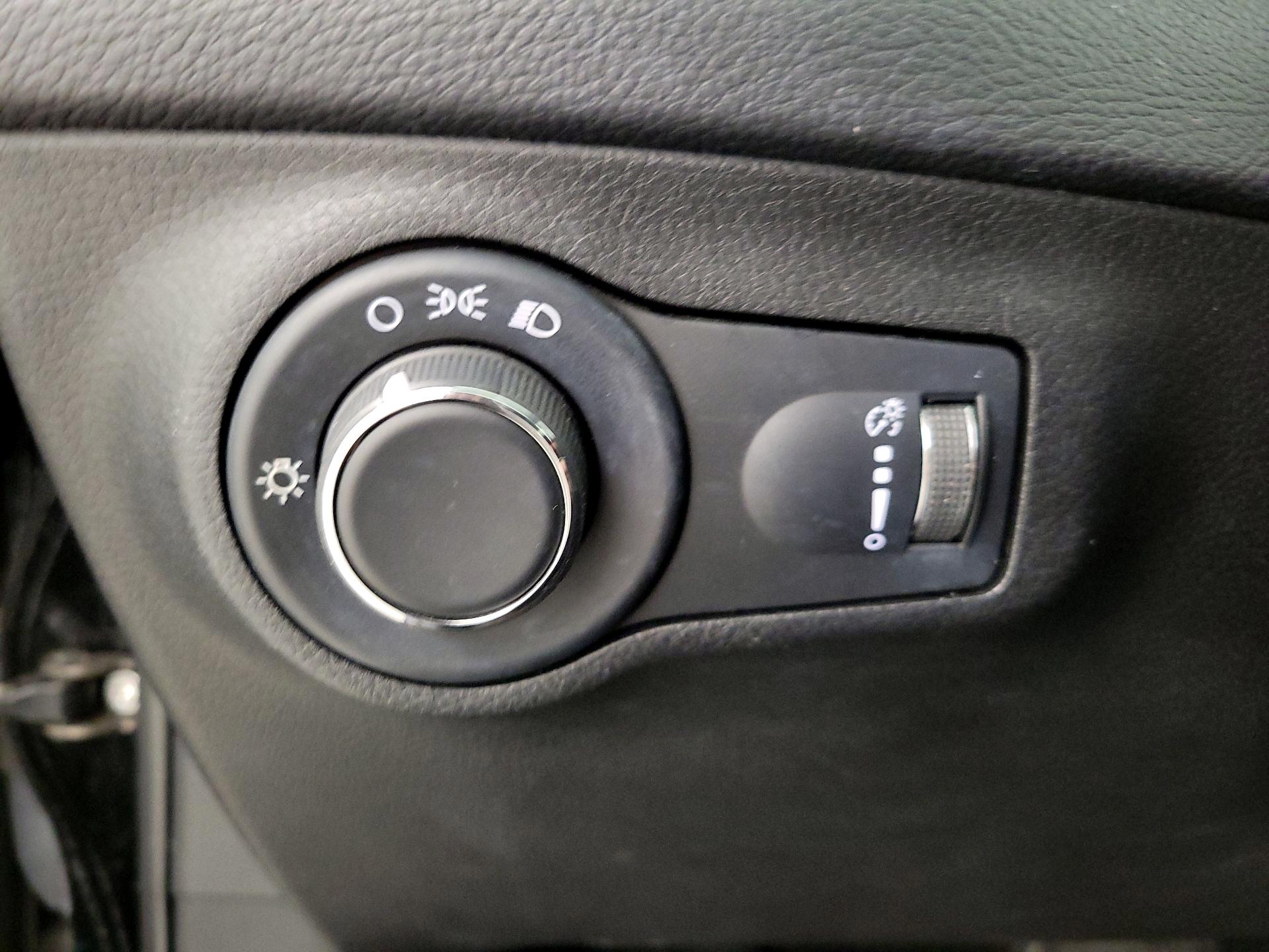 Thumbnail: 2018 Jeep Compass - 13