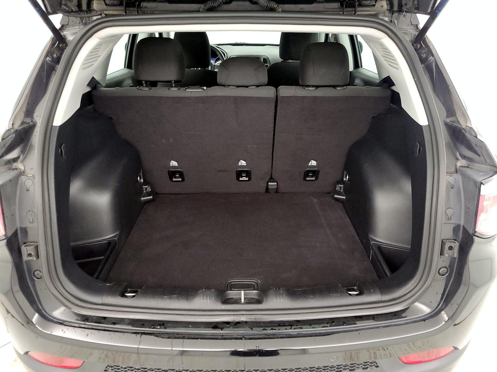 Thumbnail: 2018 Jeep Compass - 20