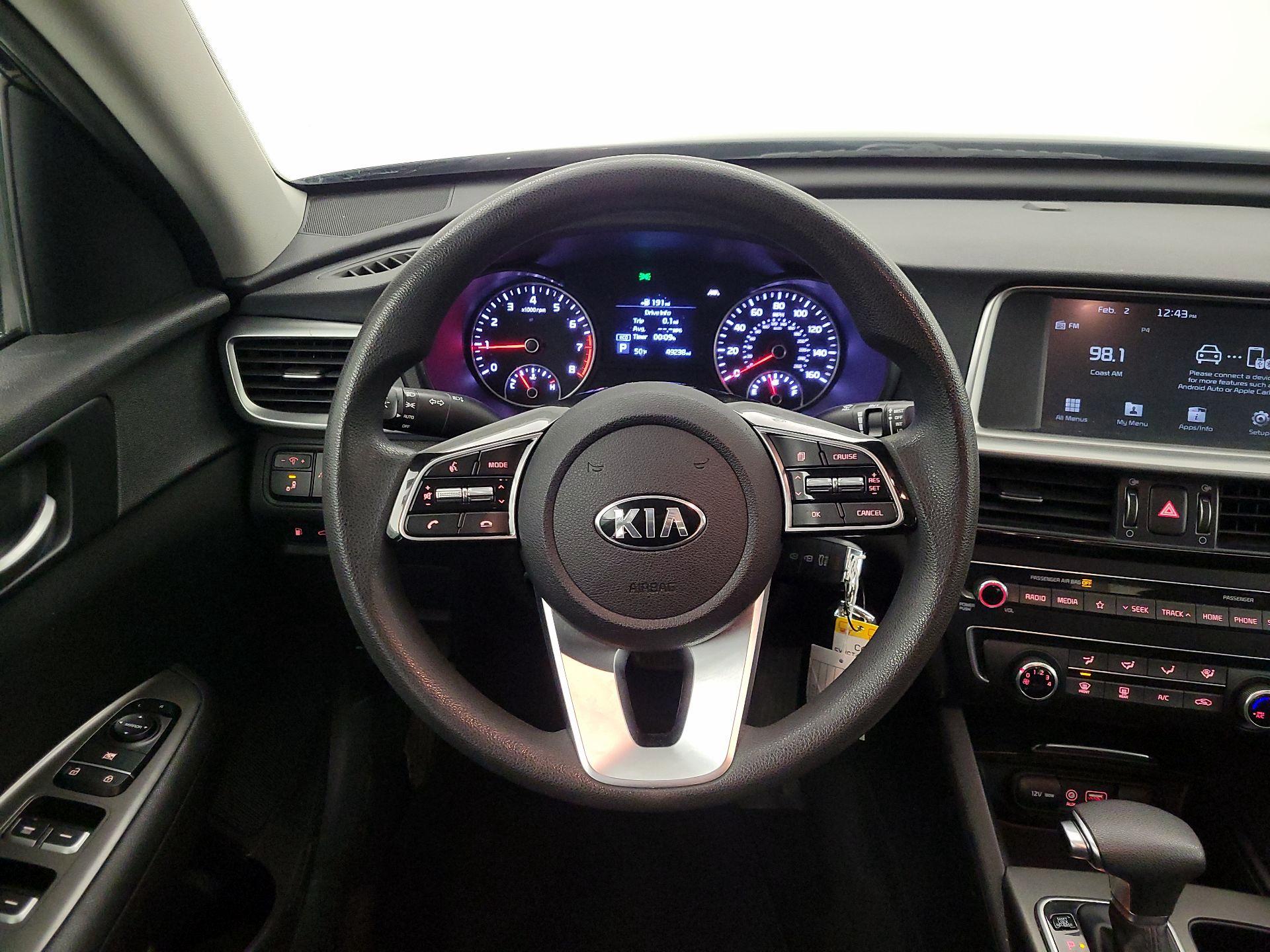 Thumbnail: 2020 Kia Optima - 10