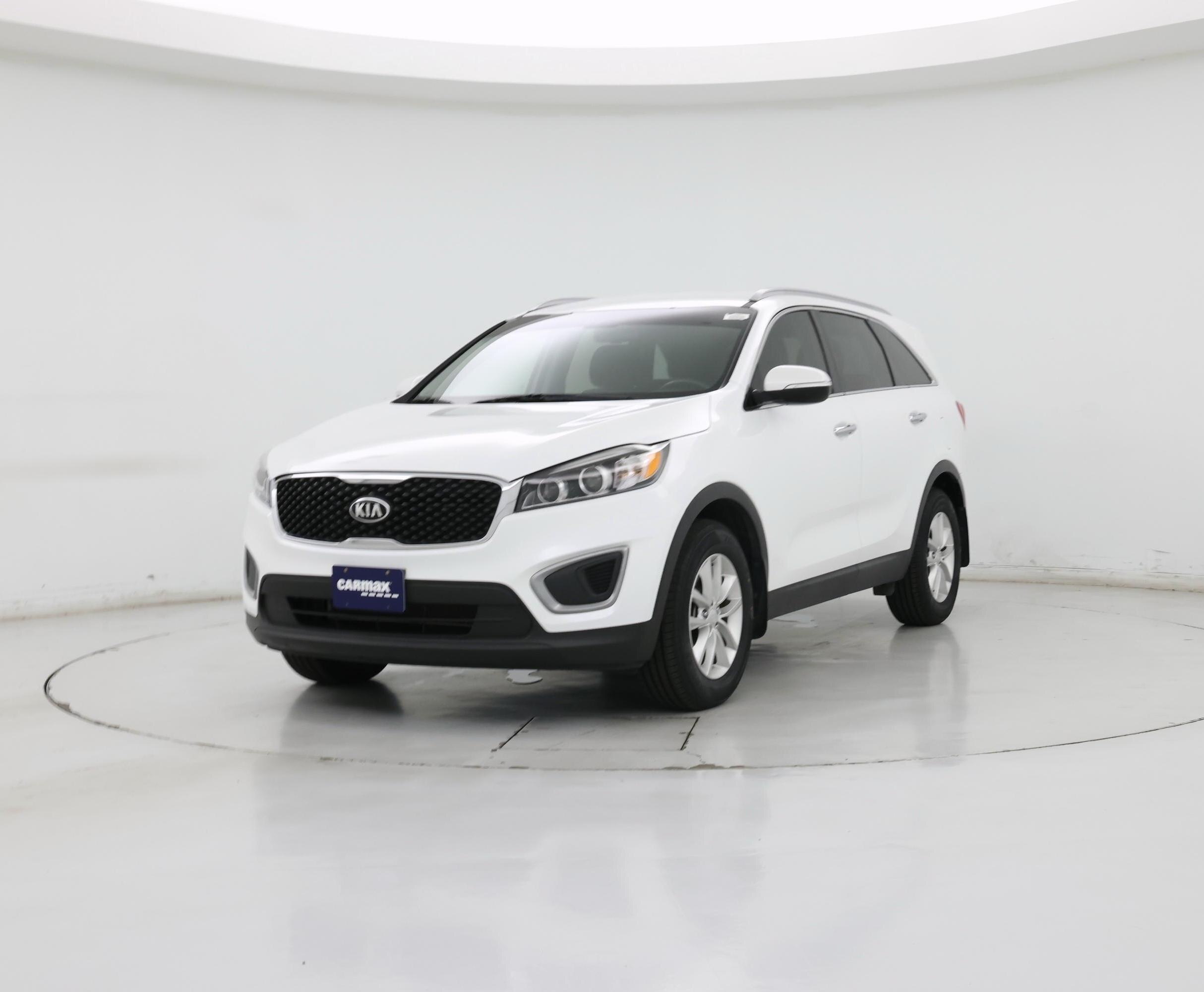 Thumbnail: 2016 Kia Sorento - 4