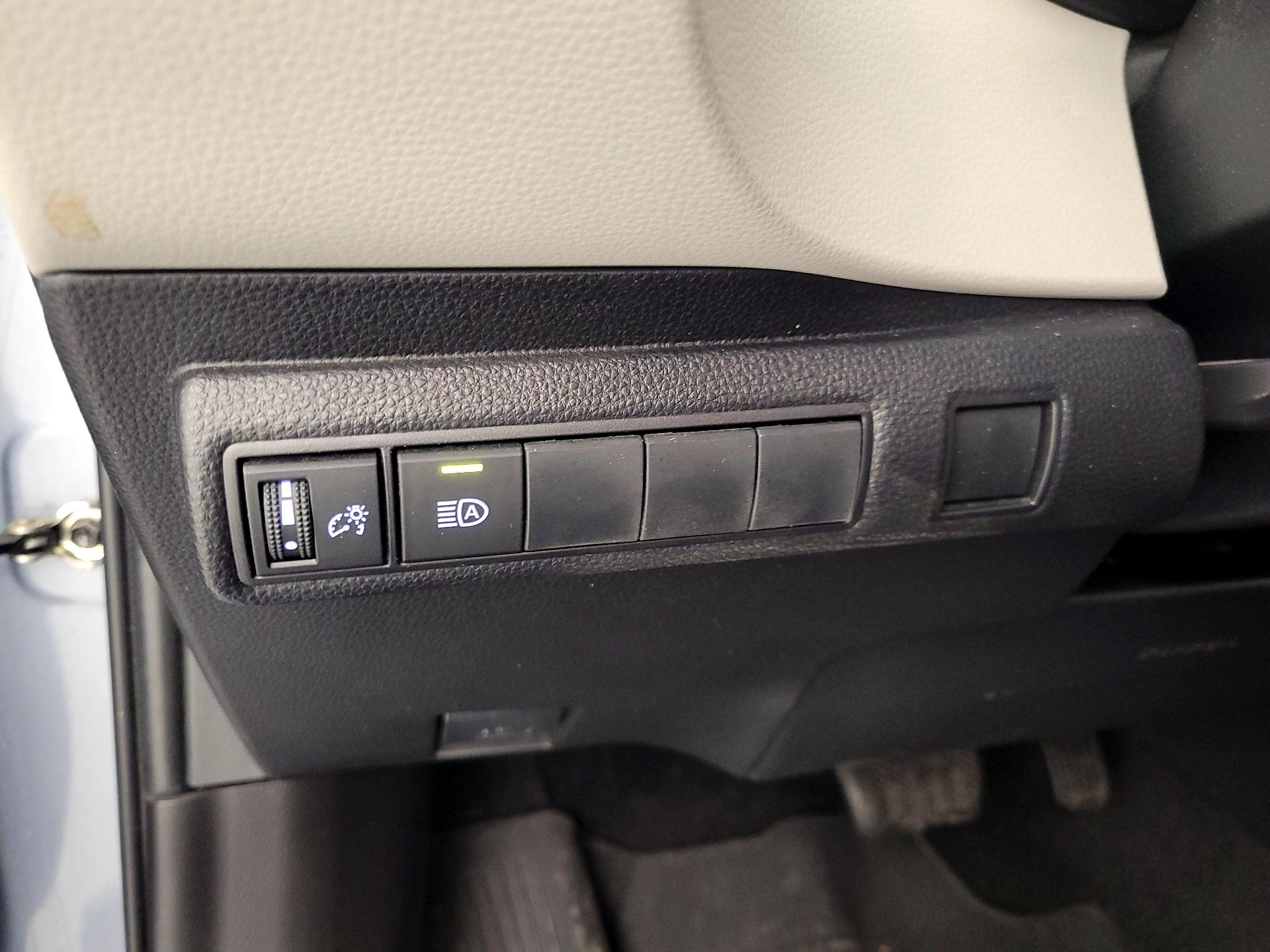 Thumbnail: 2022 Toyota Corolla - 13