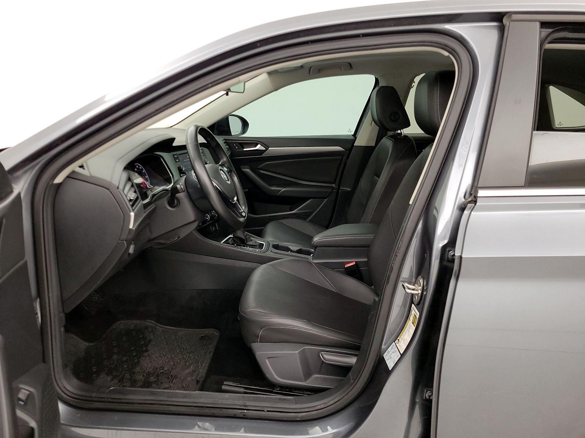 Thumbnail: 2019 Volkswagen Jetta - 11