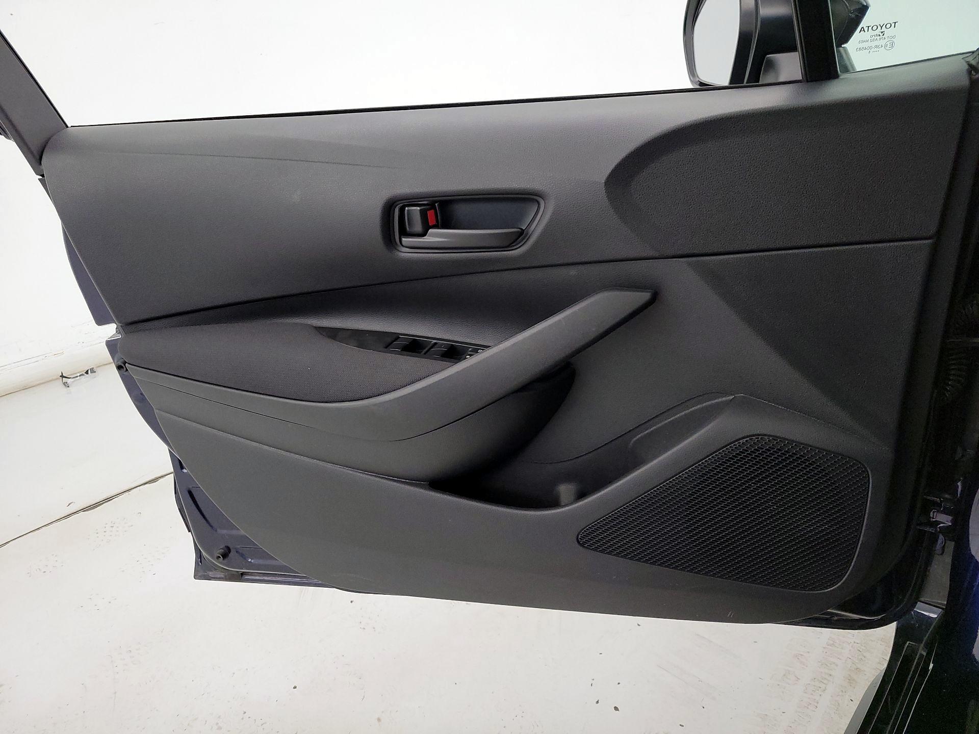 Thumbnail: 2025 Toyota Corolla - 12