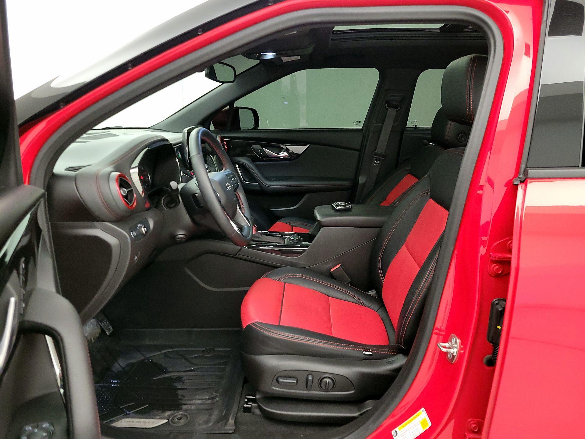 Thumbnail: 2024 Chevrolet Blazer - 11