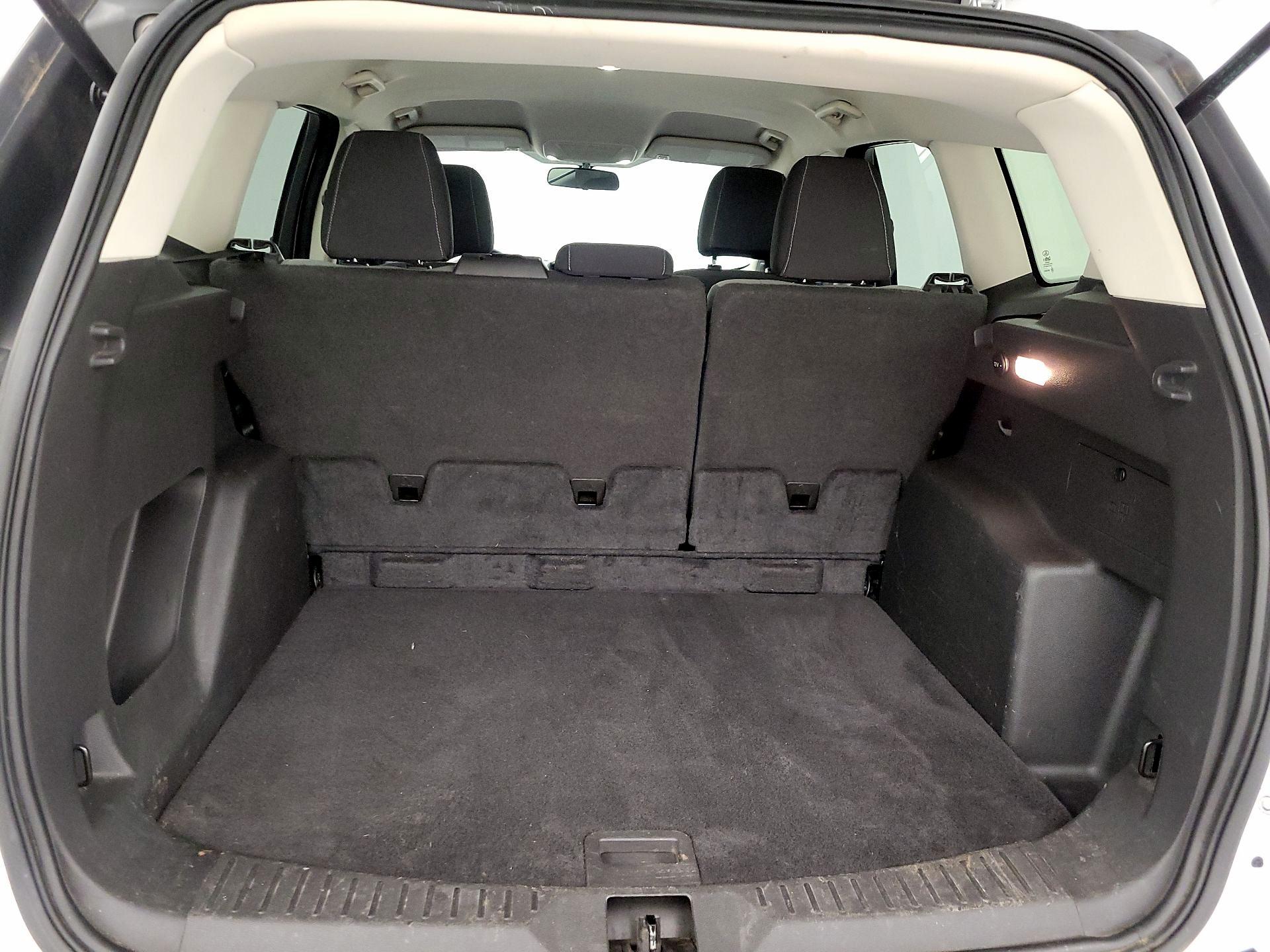 Thumbnail: 2016 Ford Escape - 20