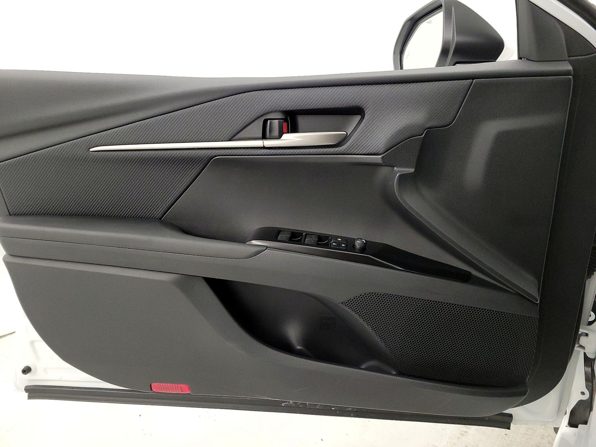 Thumbnail: 2026 Toyota Camry - 12