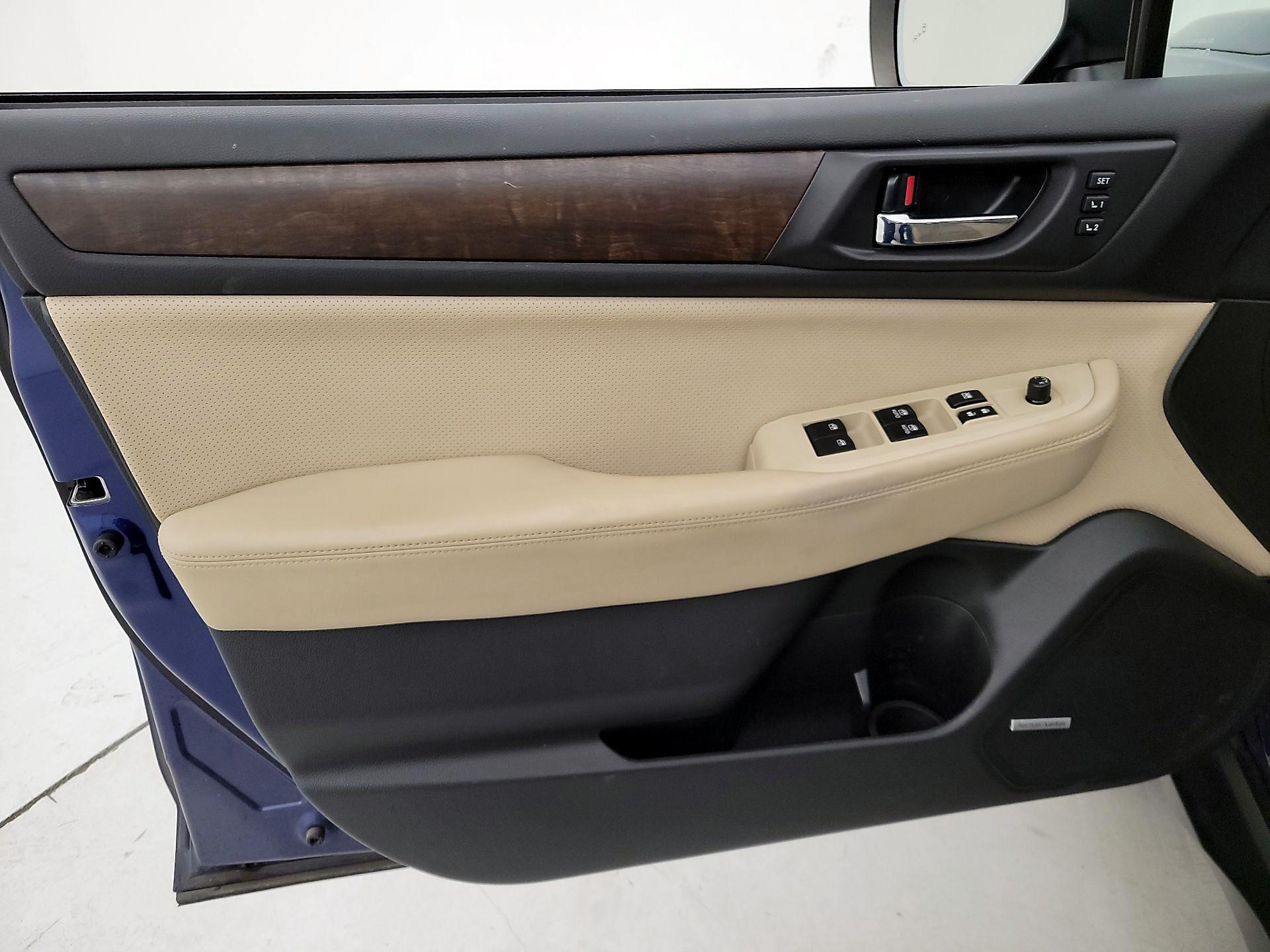 Thumbnail: 2016 Subaru Outback - 12