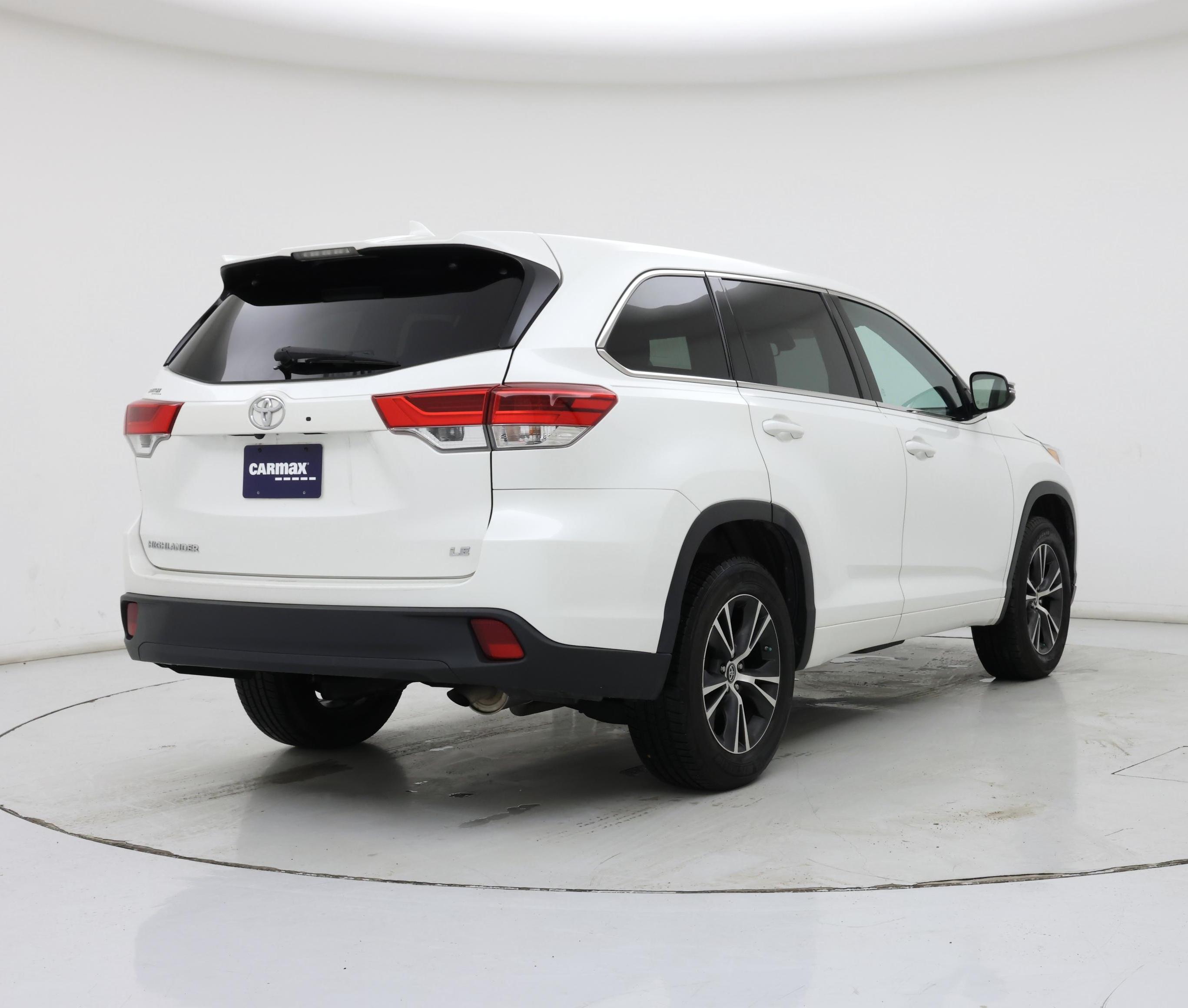 Thumbnail: 2018 Toyota Highlander - 8