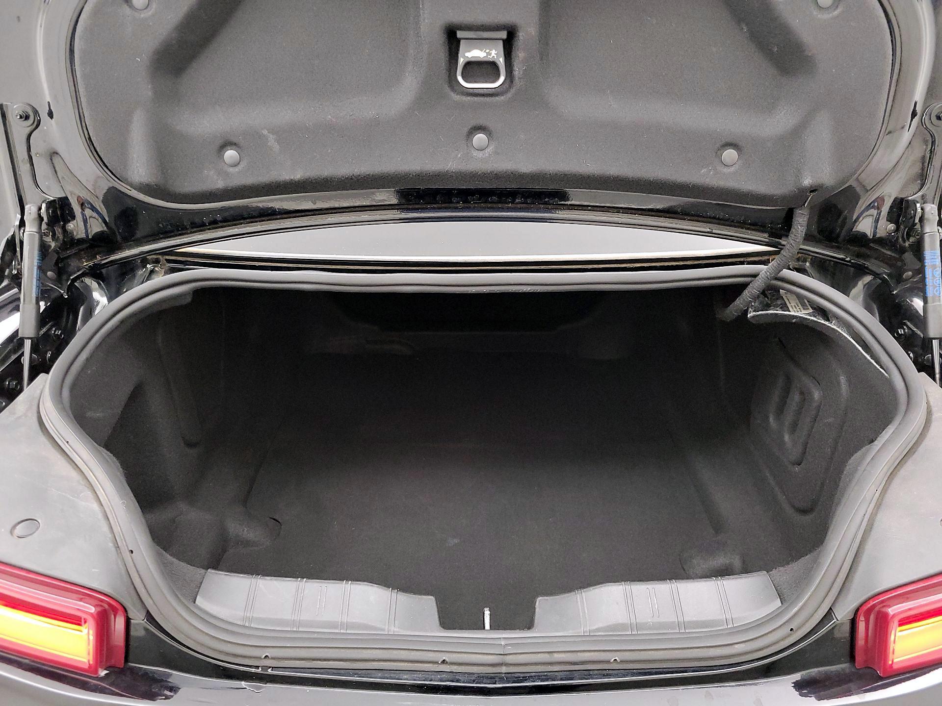 Thumbnail: 2017 Chevrolet Camaro - 20