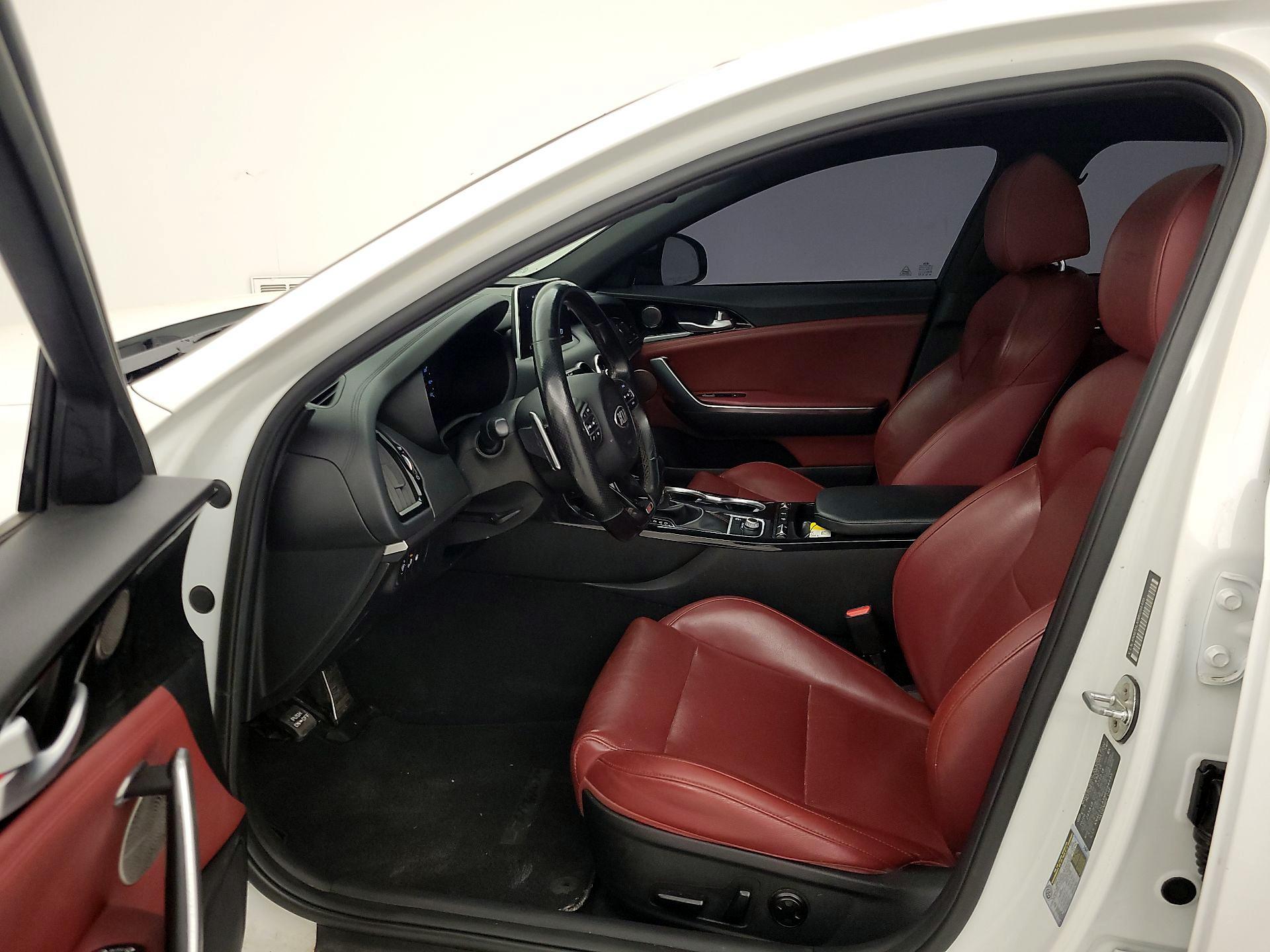 Thumbnail: 2021 Kia Stinger - 11