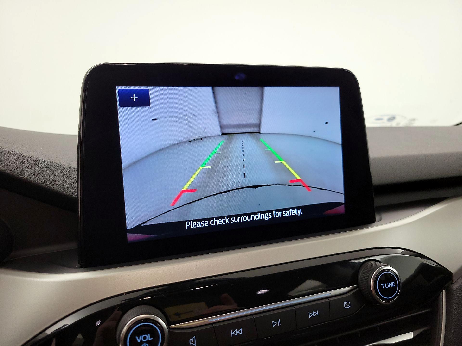 Thumbnail: 2022 Ford Escape - 15