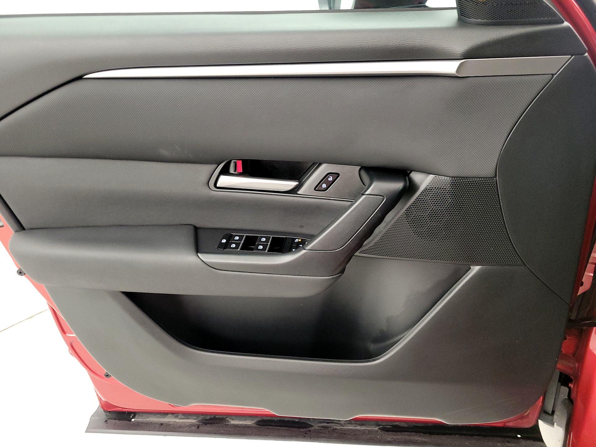 Thumbnail: 2025 Mazda CX-50 - 12