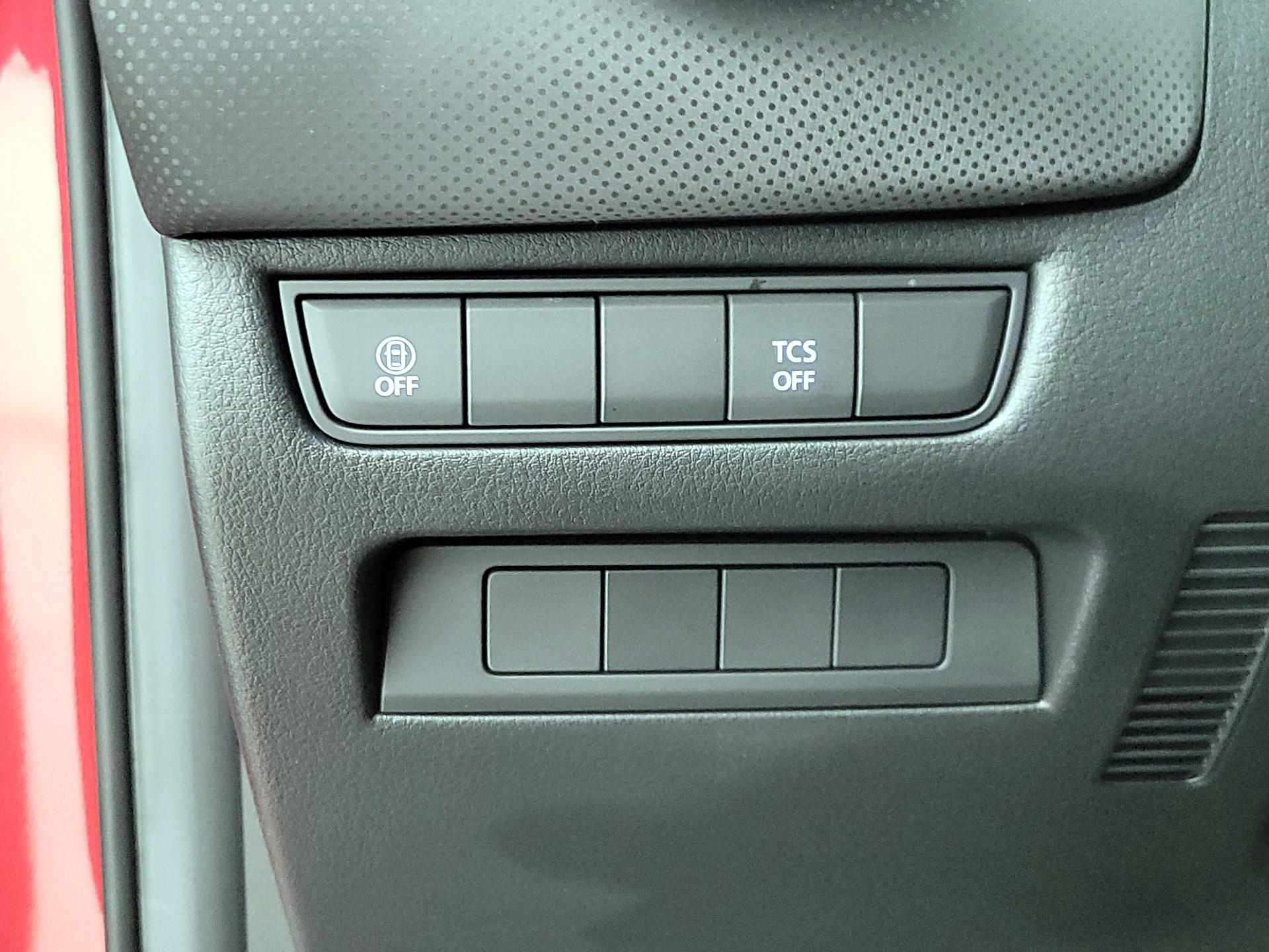 Thumbnail: 2025 Mazda CX-50 - 13