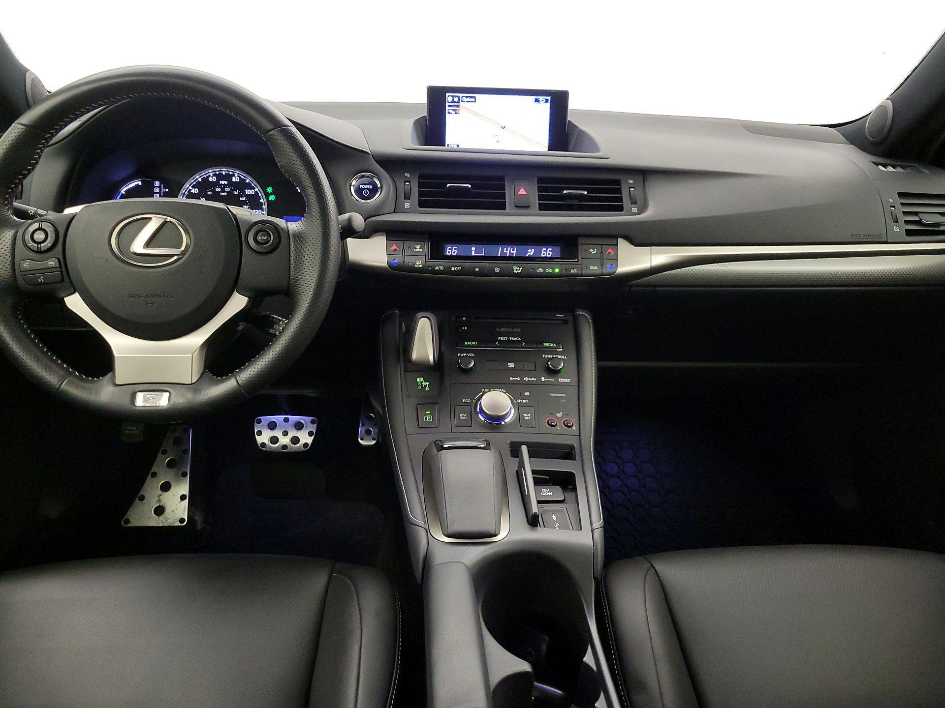 Thumbnail: 2014 Lexus CT - 9