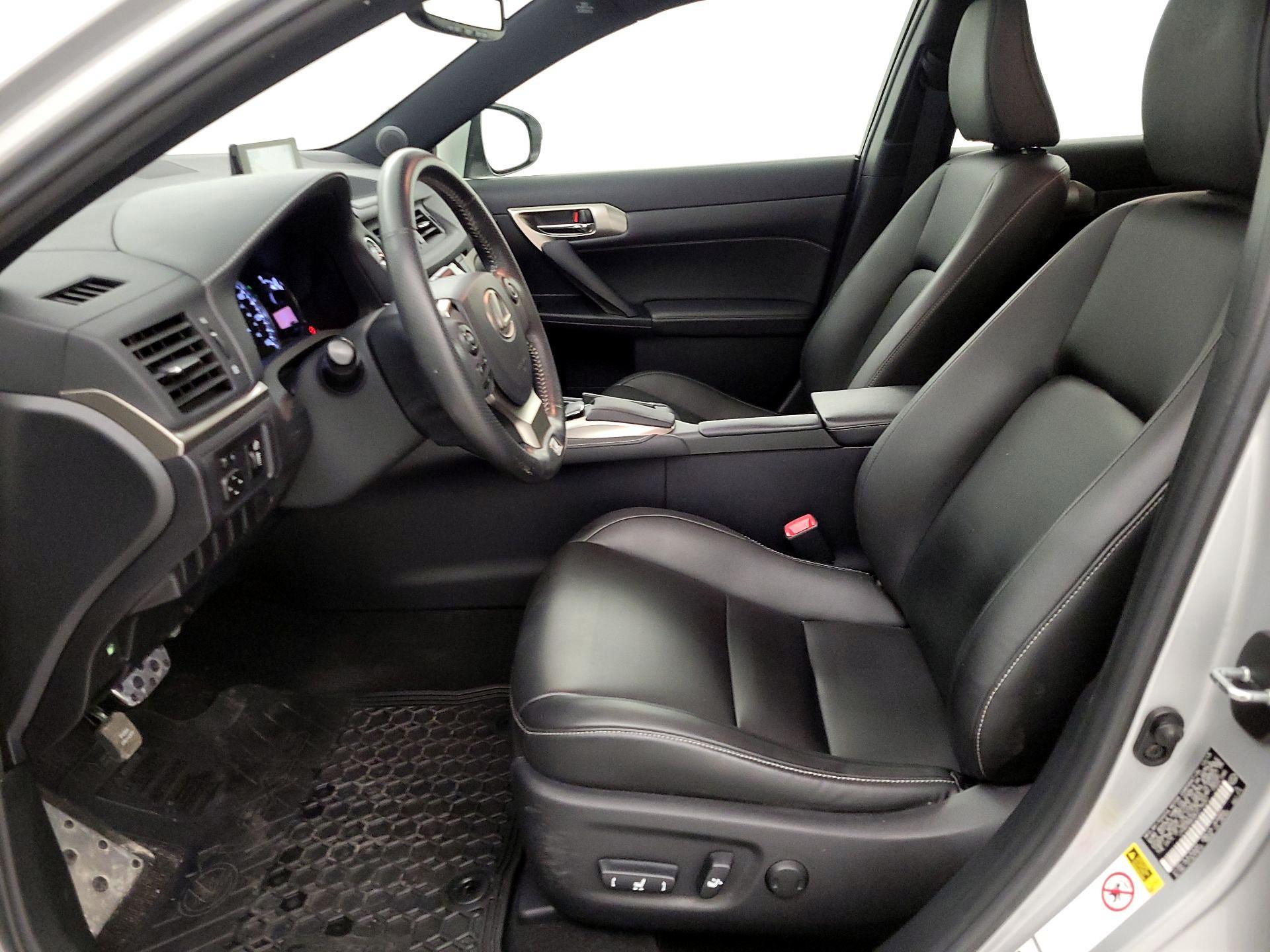 Thumbnail: 2014 Lexus CT - 11