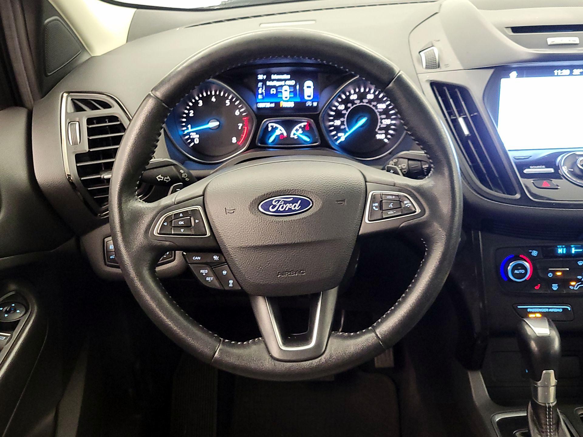 Thumbnail: 2017 Ford Escape - 10