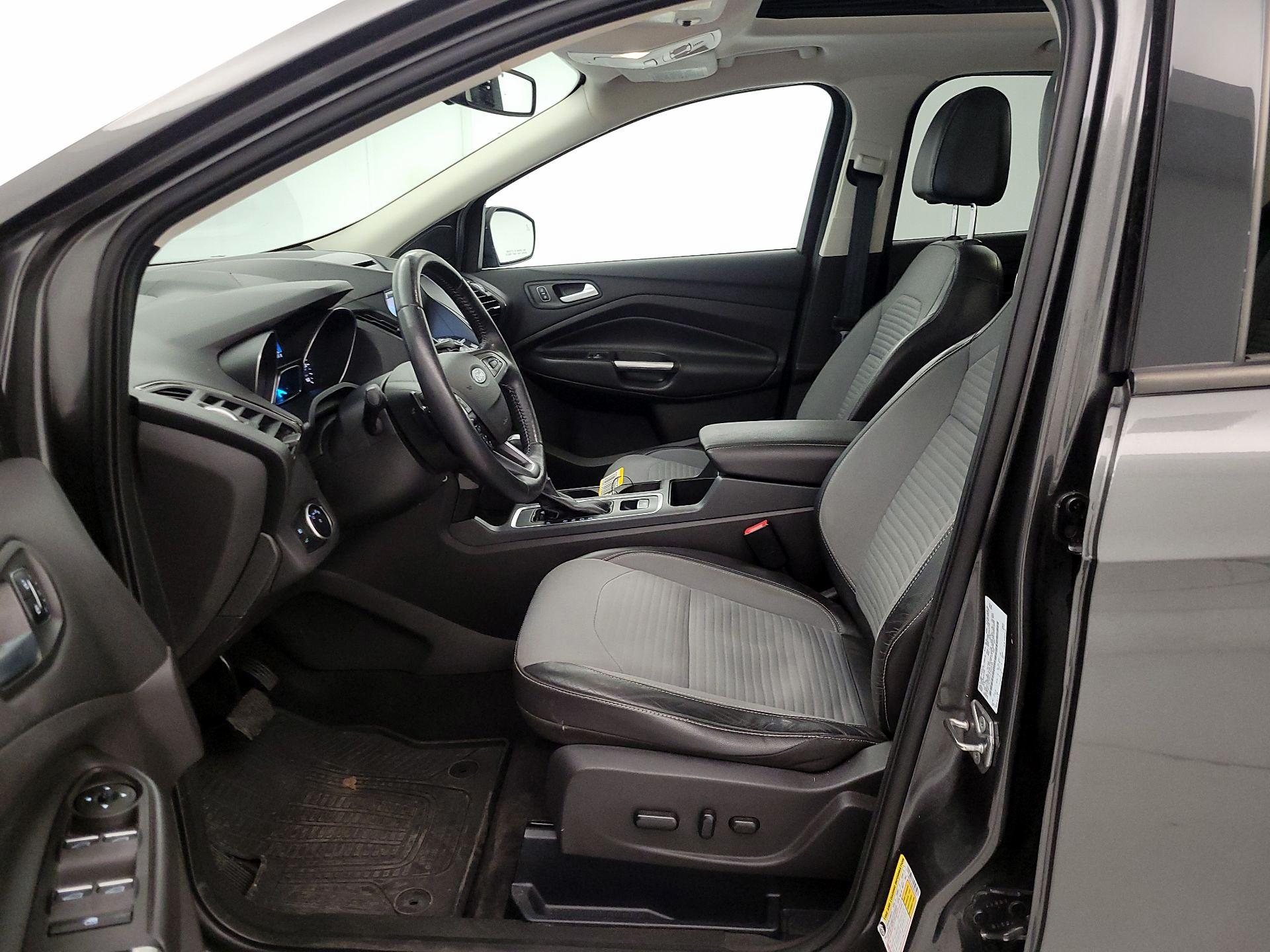 Thumbnail: 2017 Ford Escape - 11