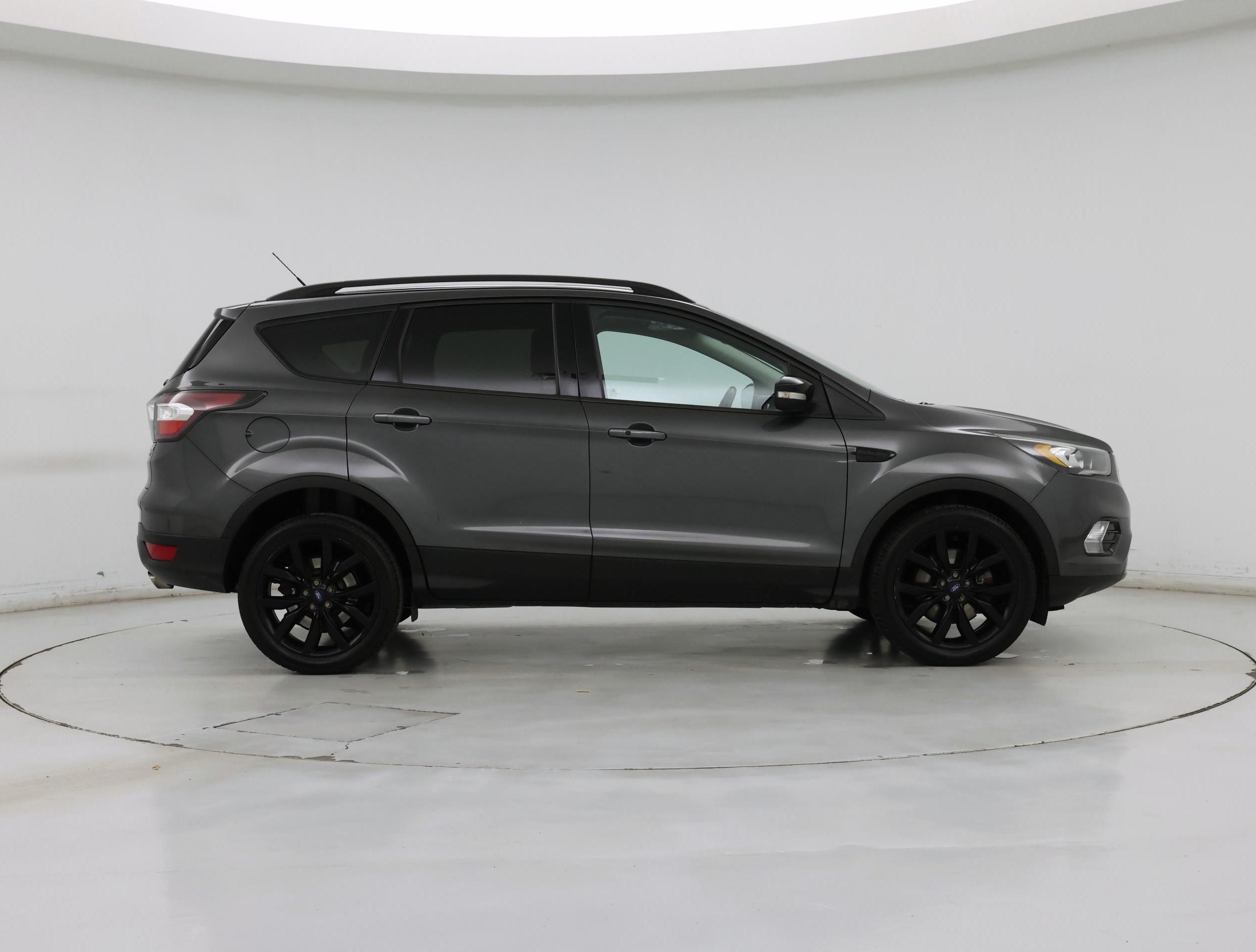Thumbnail: 2017 Ford Escape - 7