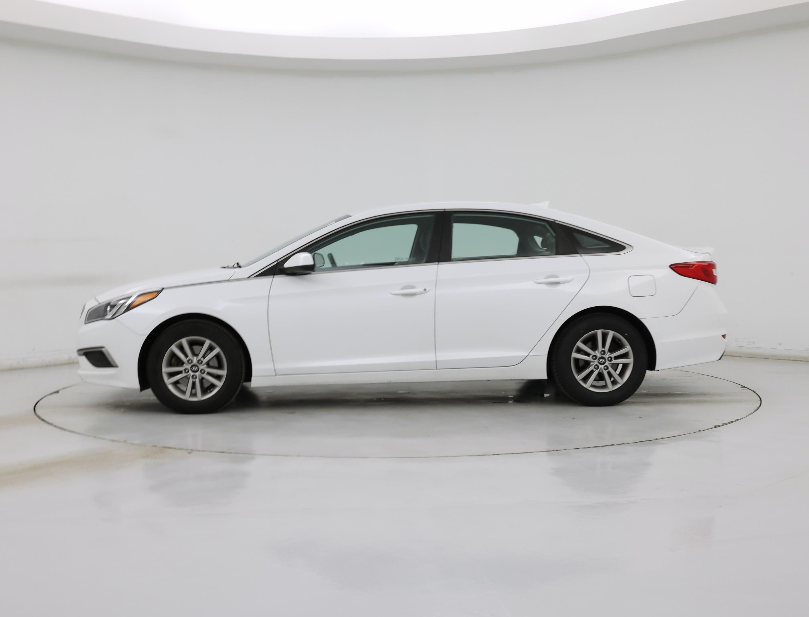 Thumbnail: 2017 Hyundai Sonata - 3