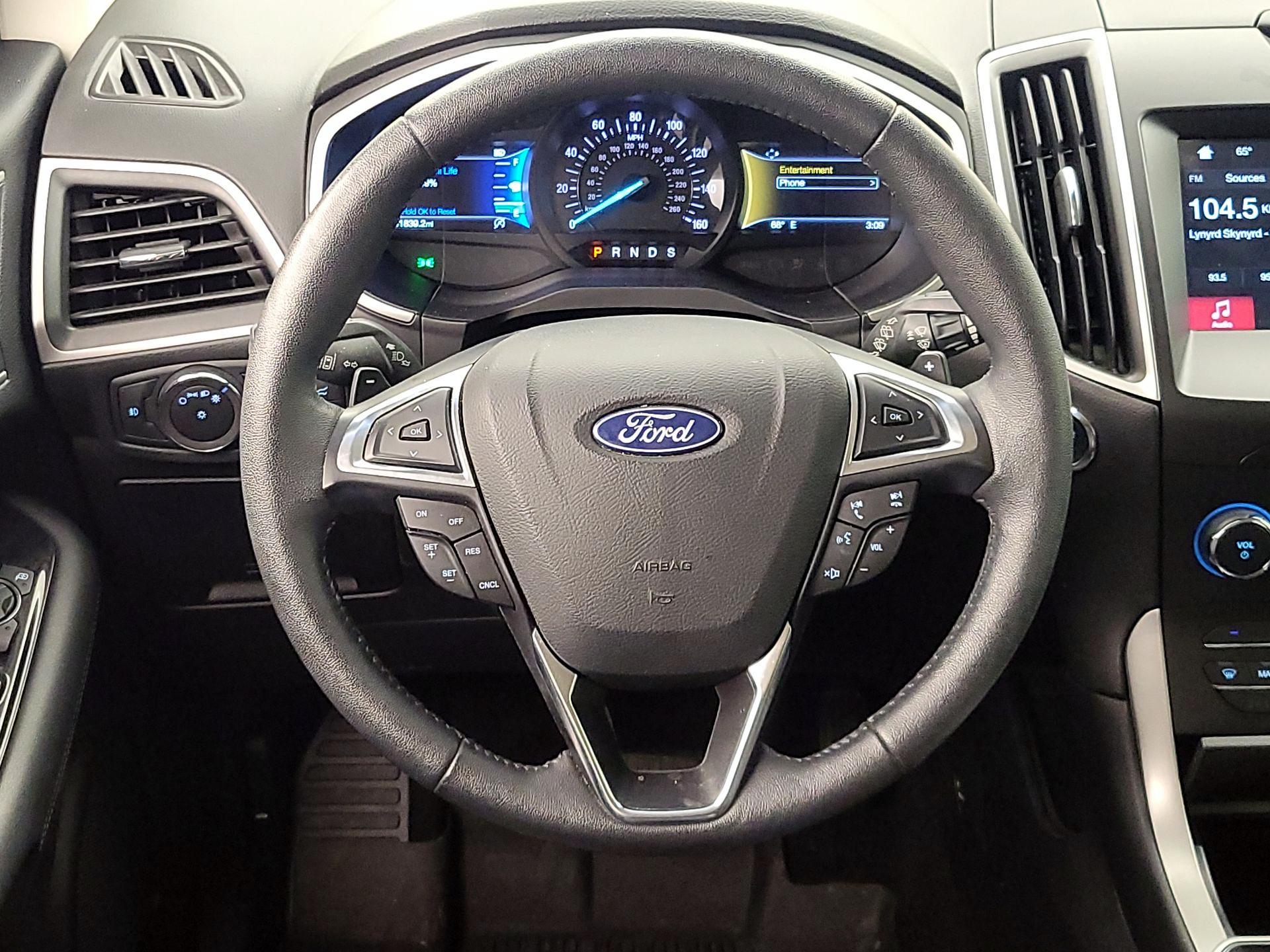 Thumbnail: 2019 Ford Edge - 10