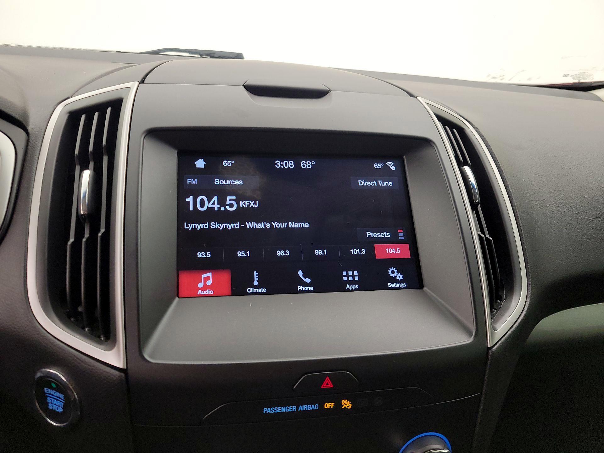 Thumbnail: 2019 Ford Edge - 15