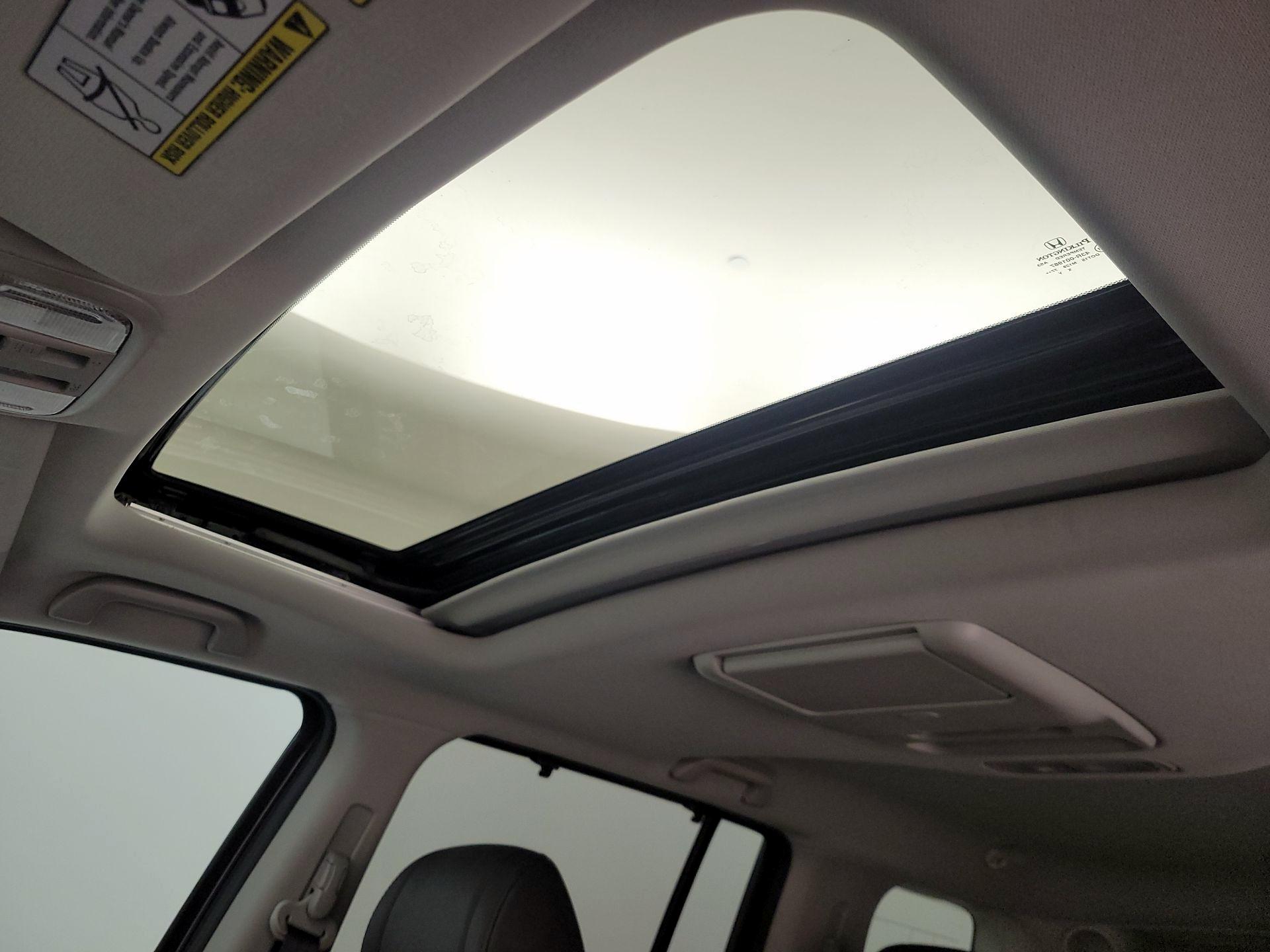 Thumbnail: 2015 Honda Pilot - 19