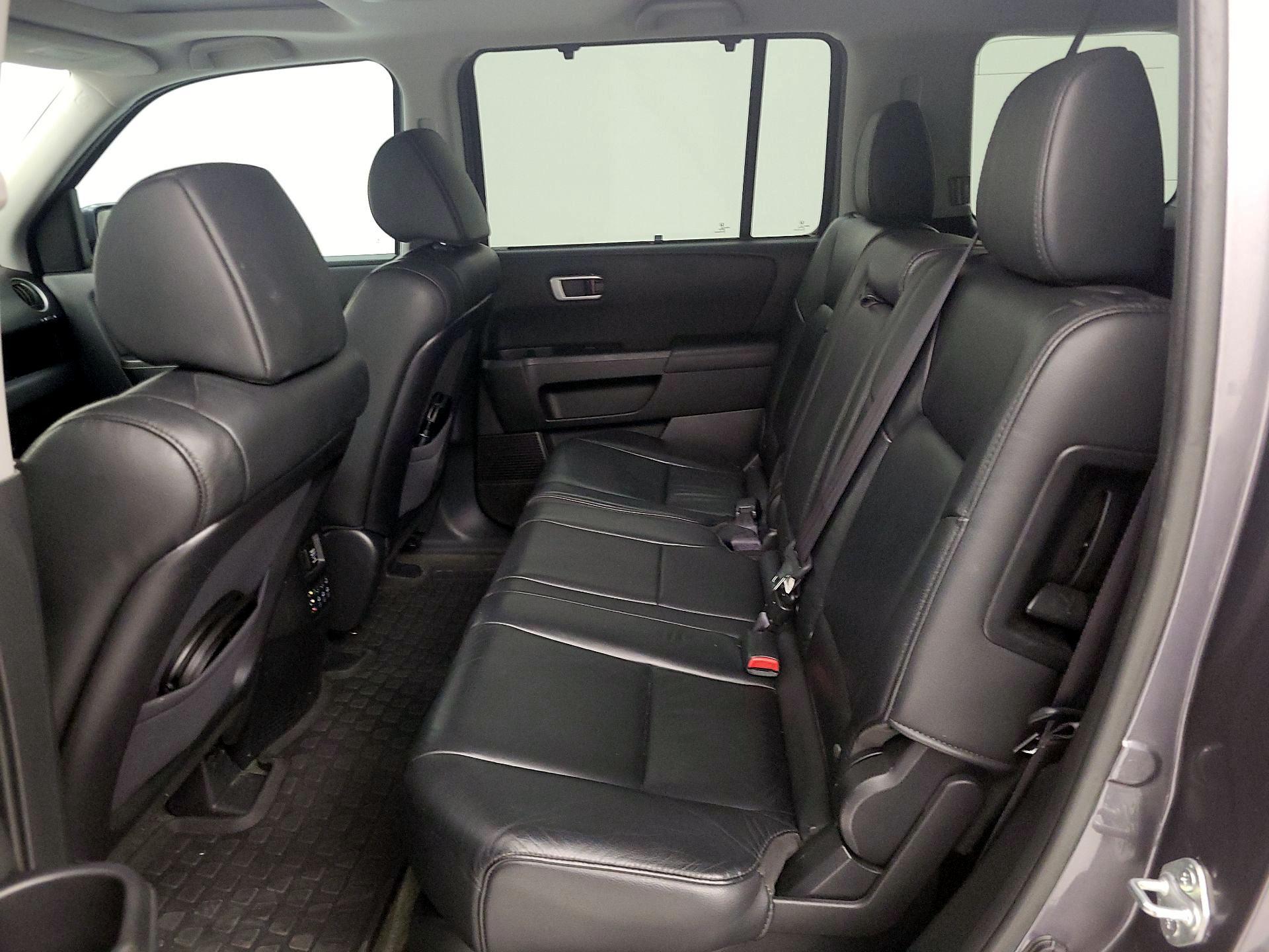 Thumbnail: 2015 Honda Pilot - 20