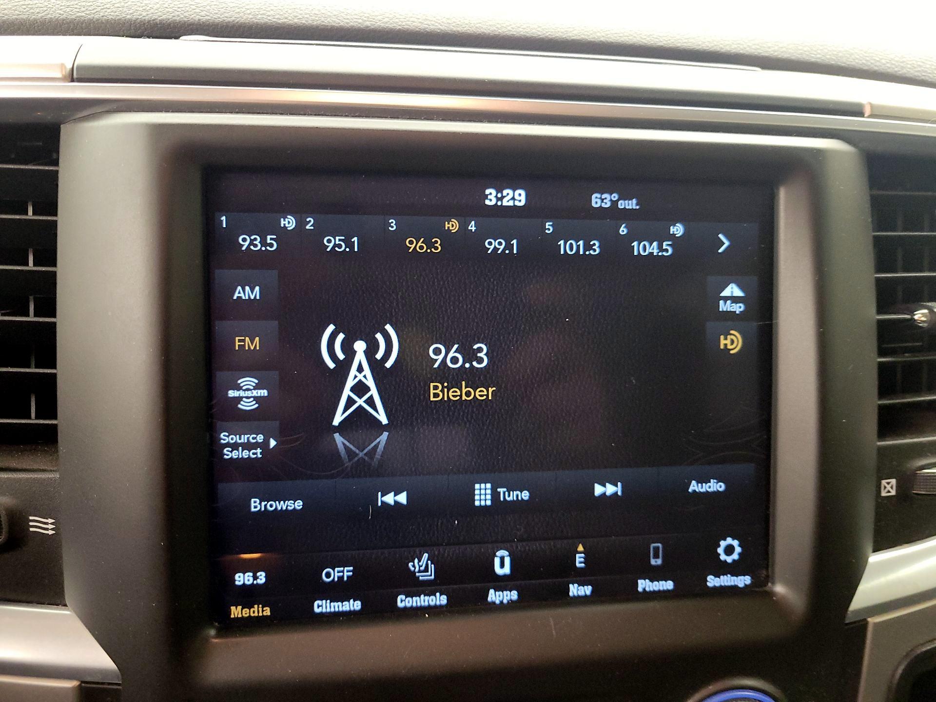 Thumbnail: 2020 RAM 1500 Classic - 16