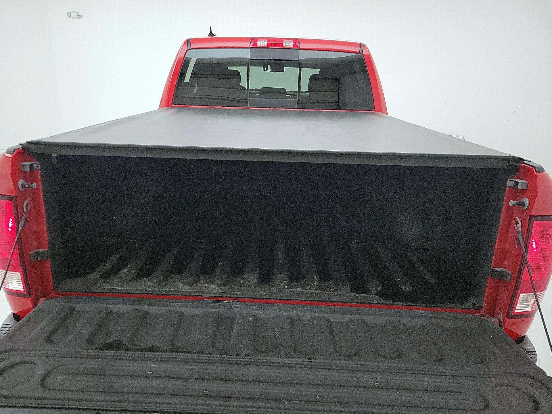 Thumbnail: 2020 RAM 1500 Classic - 20