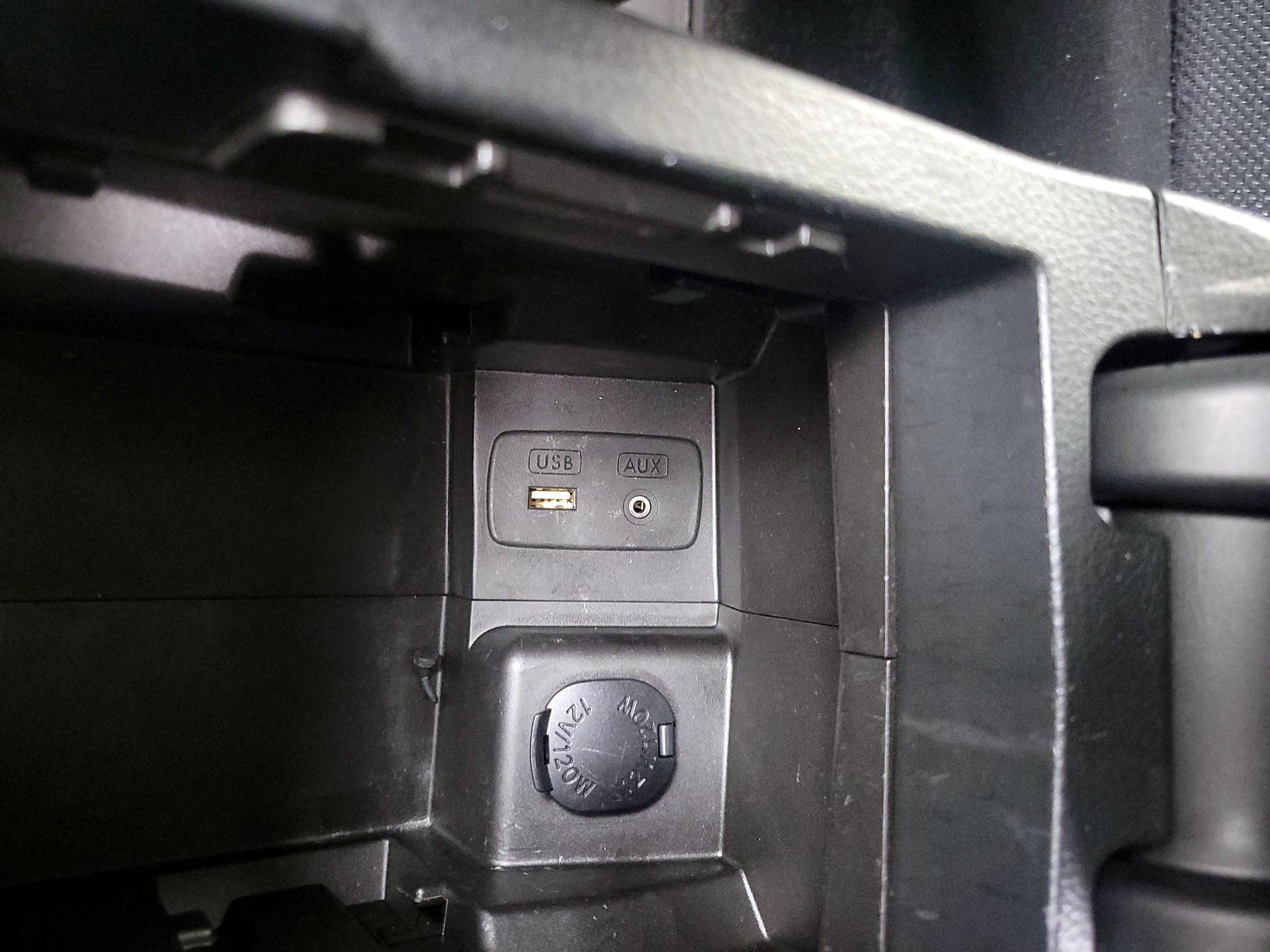 Thumbnail: 2014 Subaru Impreza - 17